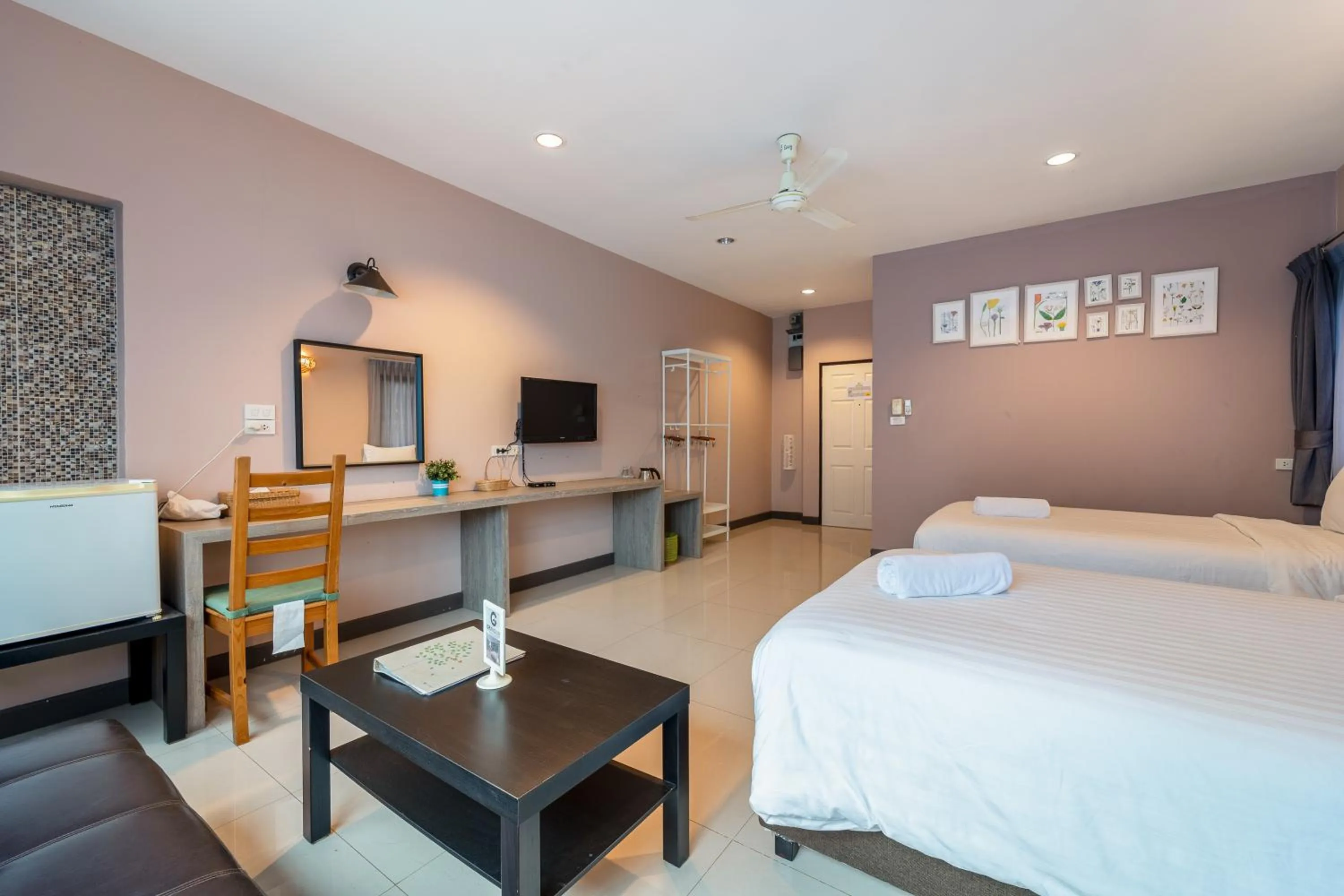 TV and multimedia, Bed in Grandsiri Resort KhaoYai