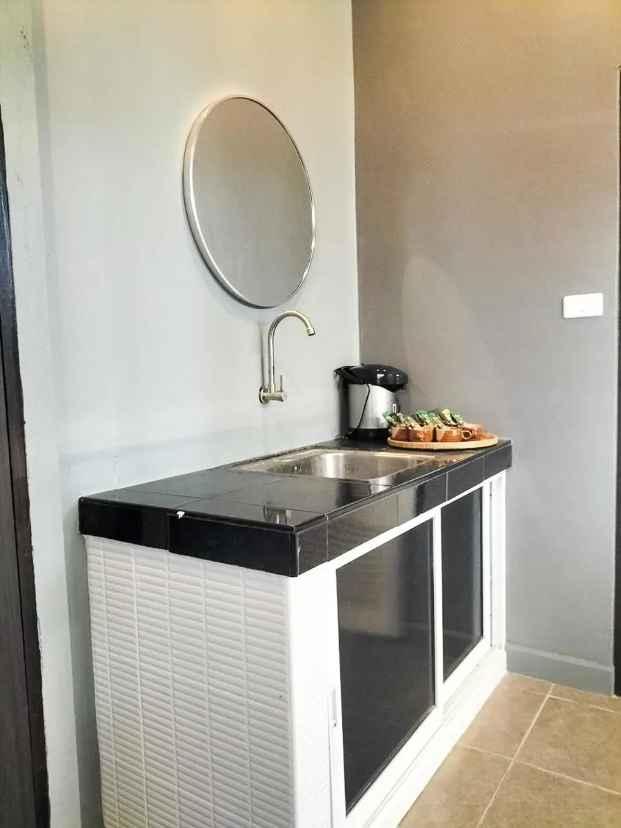 Coffee/tea facilities in Grandsiri Resort KhaoYai