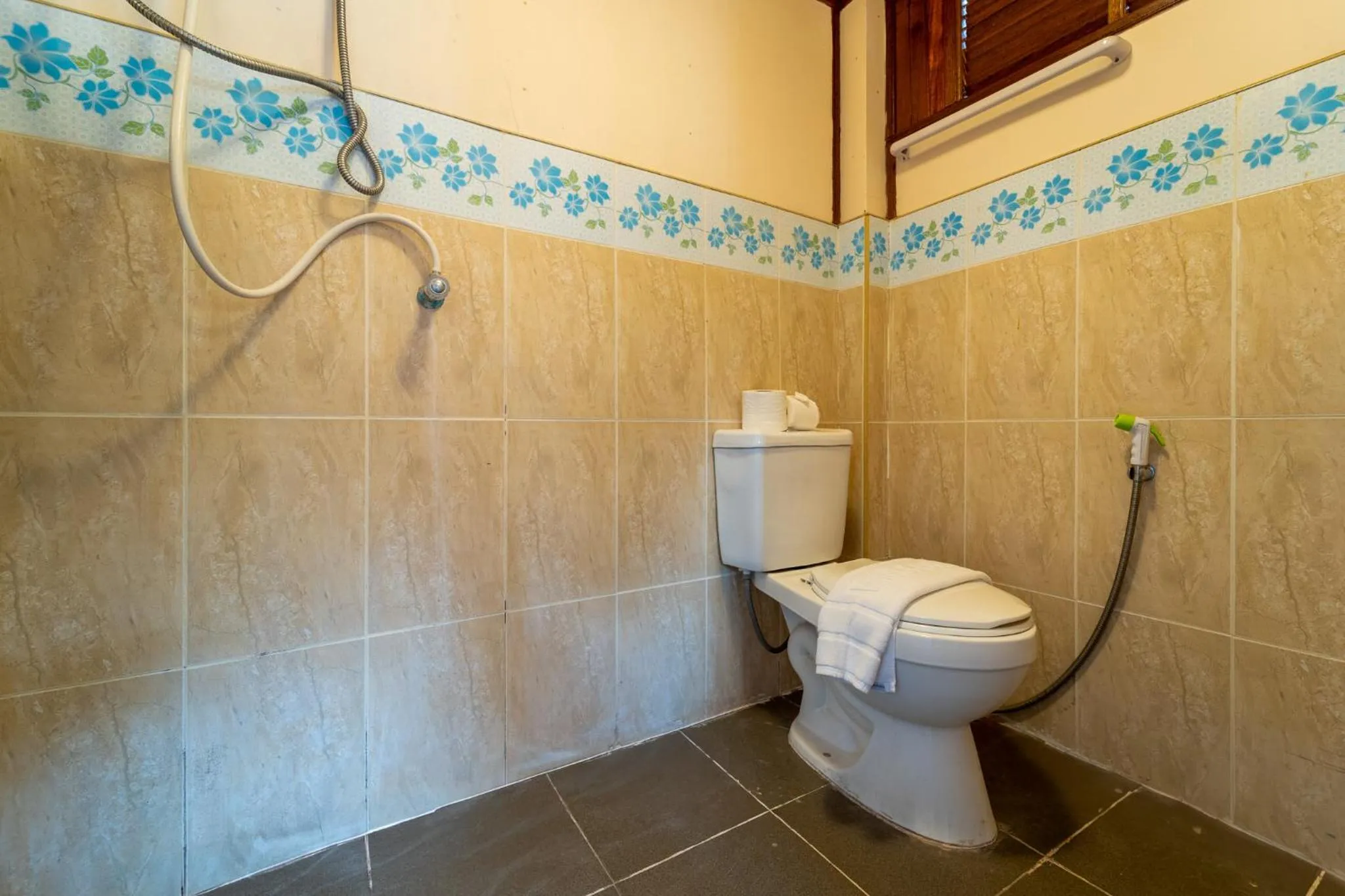 Shower in Grandsiri Resort KhaoYai