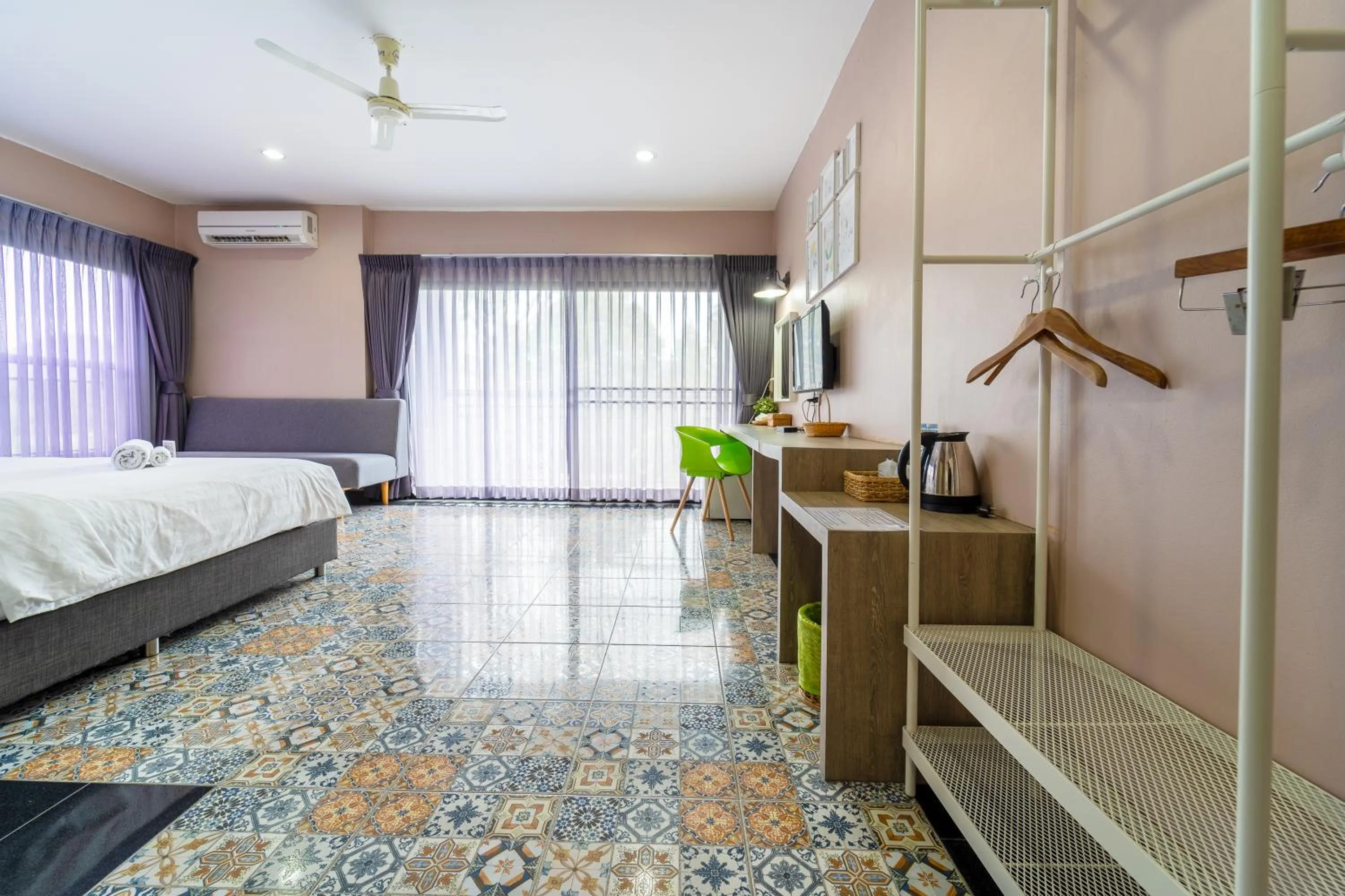 Bed in Grandsiri Resort KhaoYai