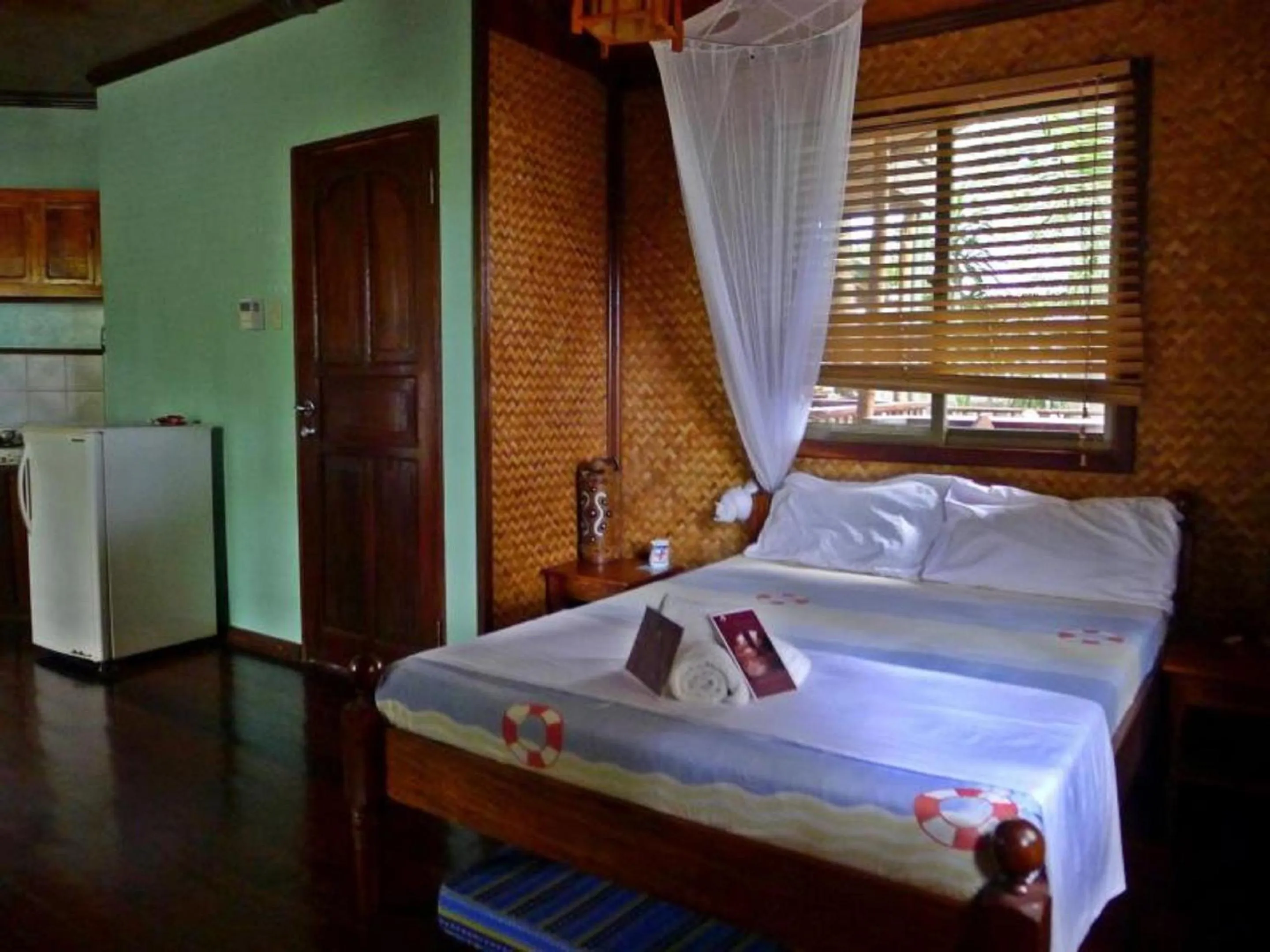 Bedroom, Bed in La Salangane Caalan Beach Villa