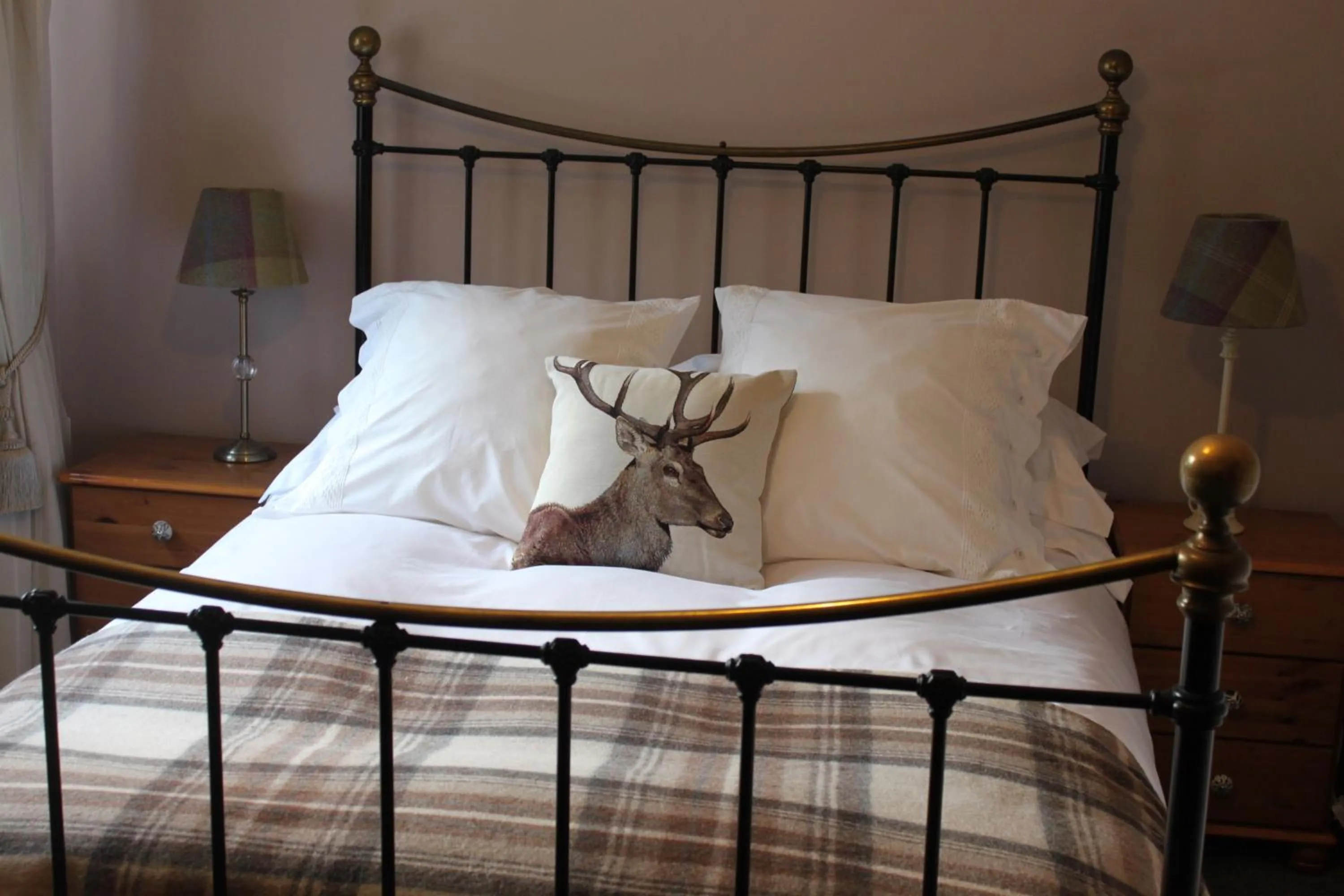 Bed in Heatherbank Guest House