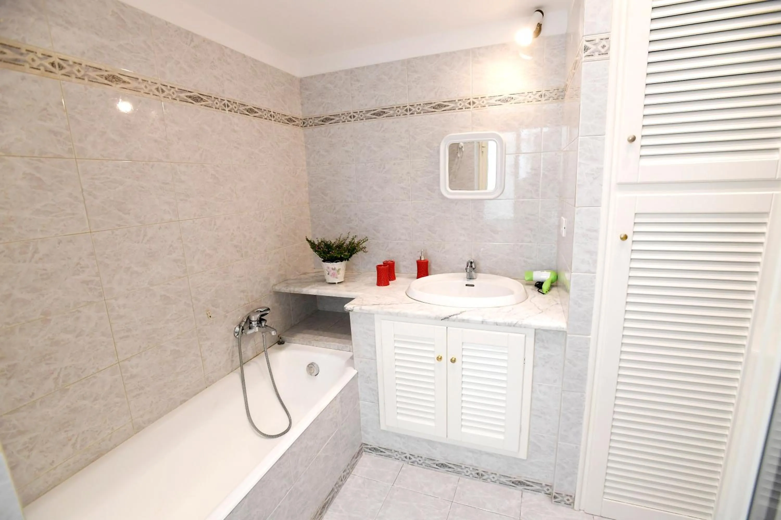 Bathroom in Big House Colosseum