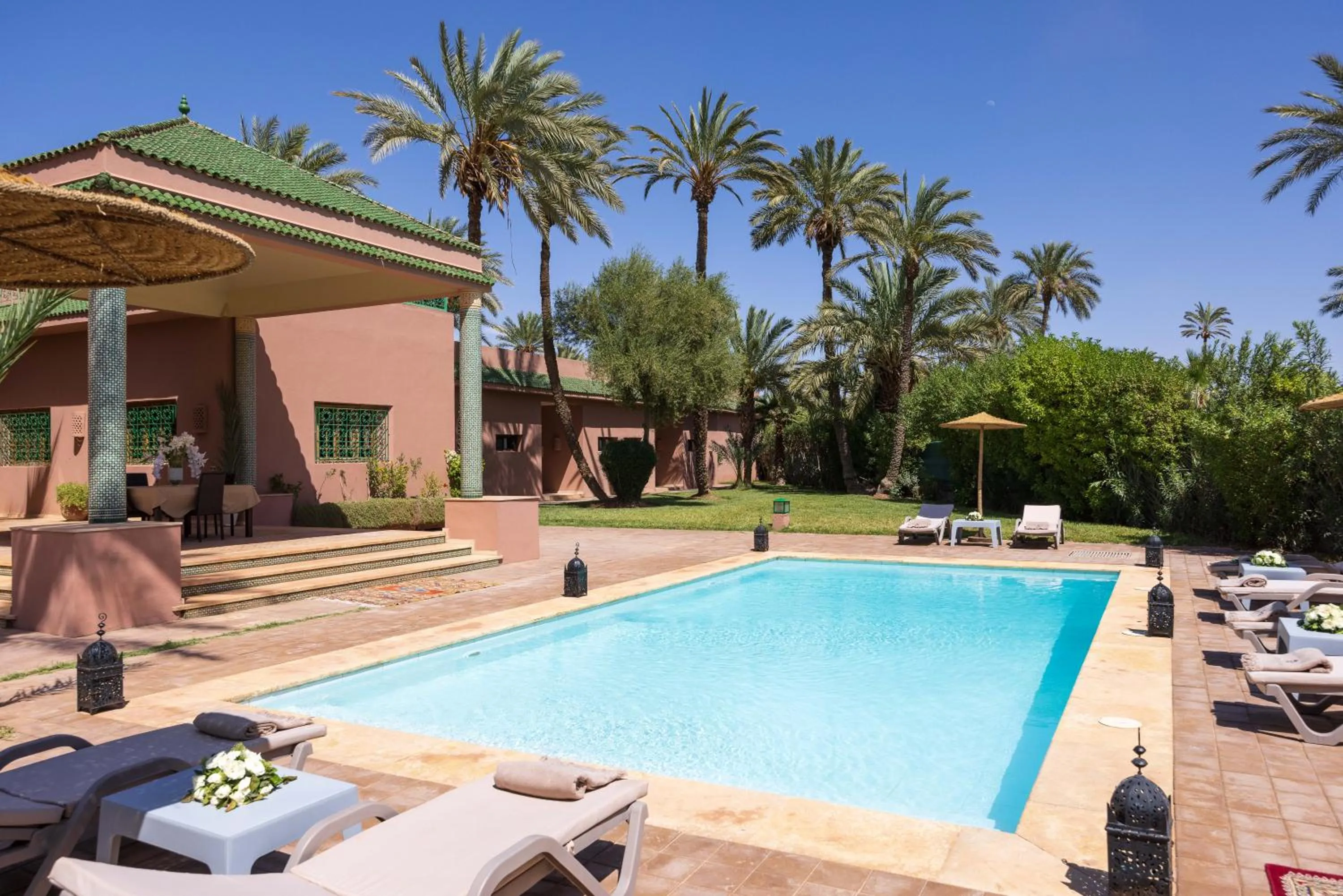 Swimming pool in Domaine Abiad