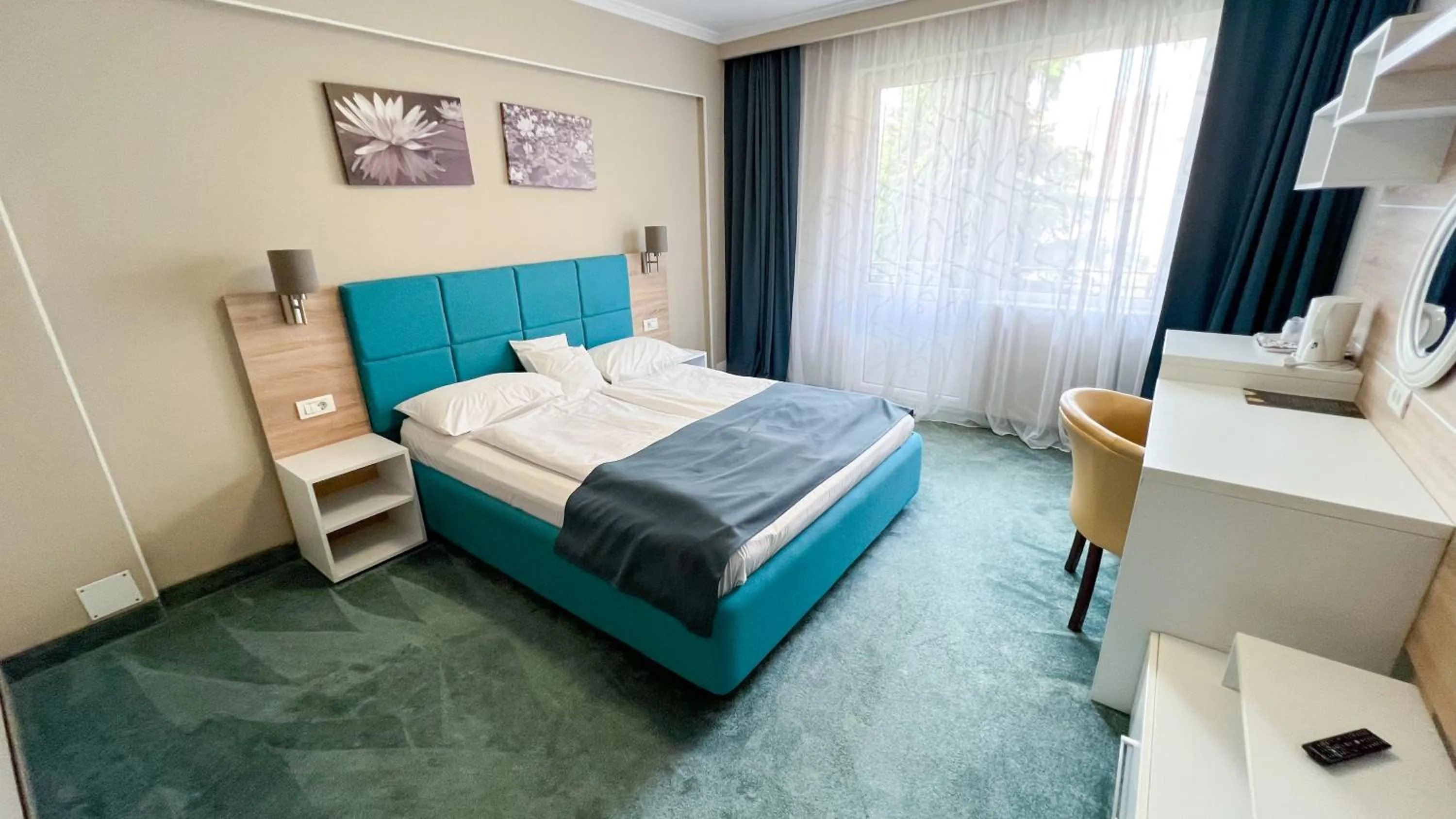 Photo of the whole room, Bed in Complex Turistic Monaco