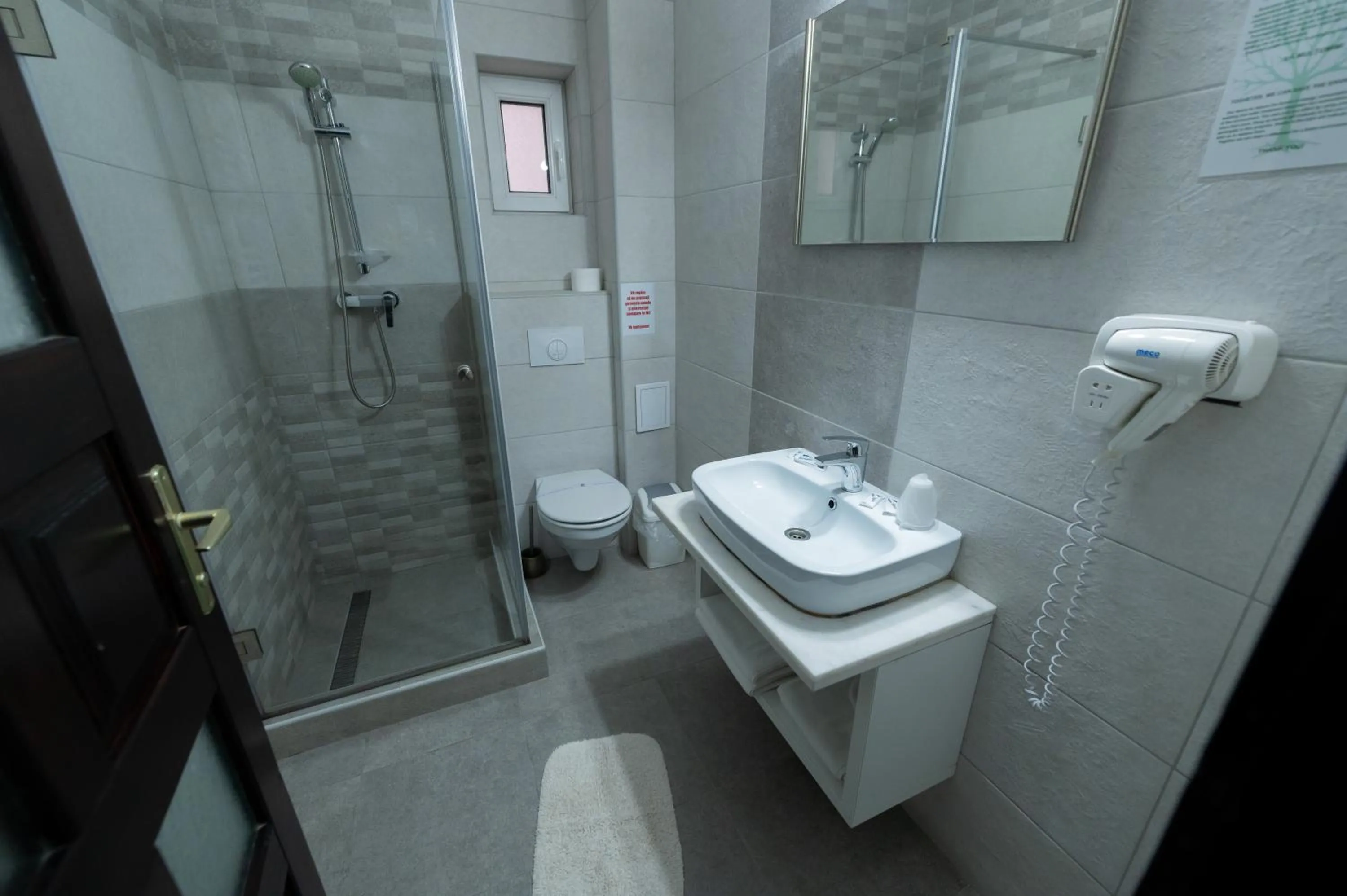 Bathroom in Complex Turistic Monaco