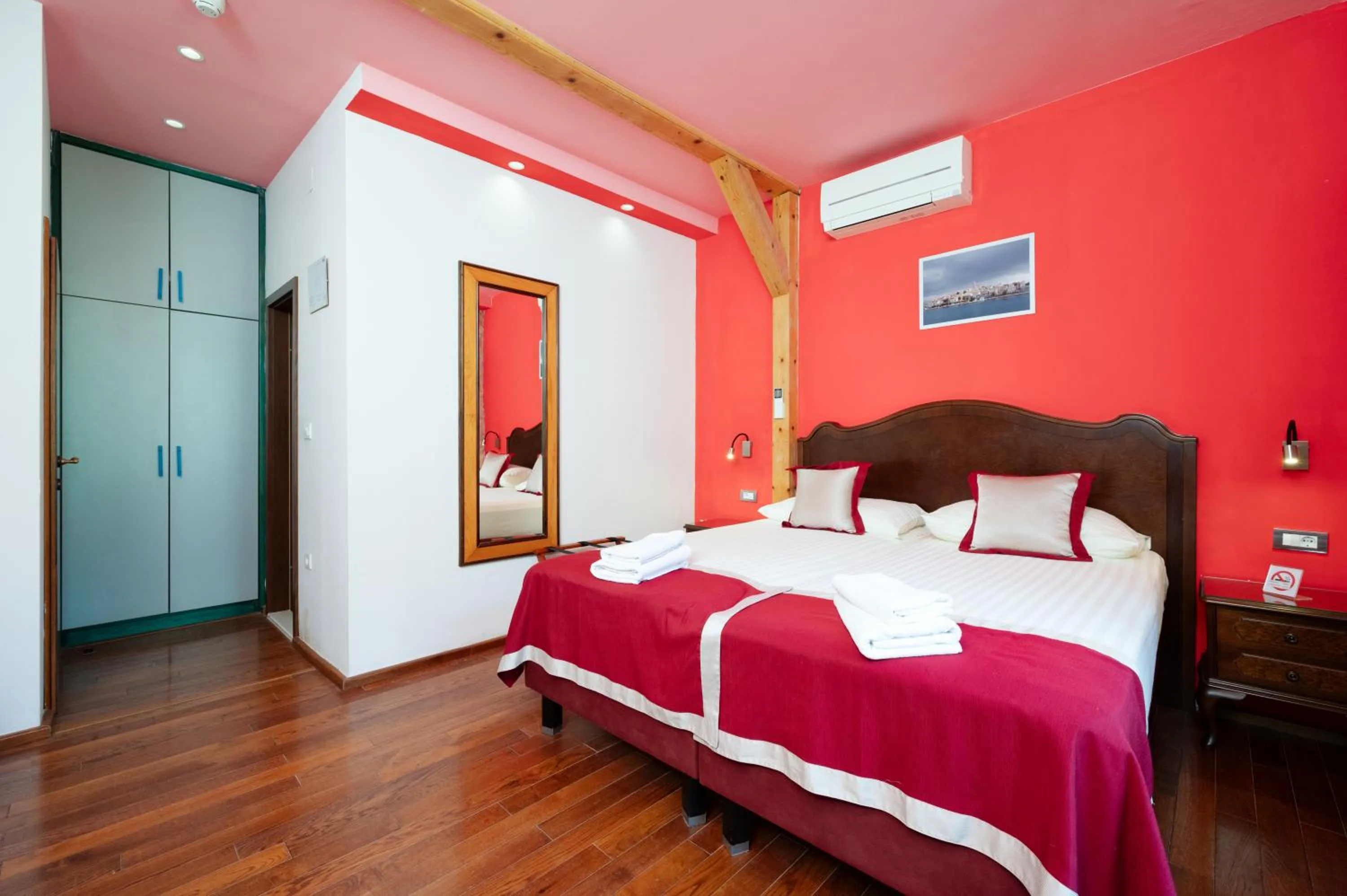 Bedroom, Bed in Heritage Hotel Tragos