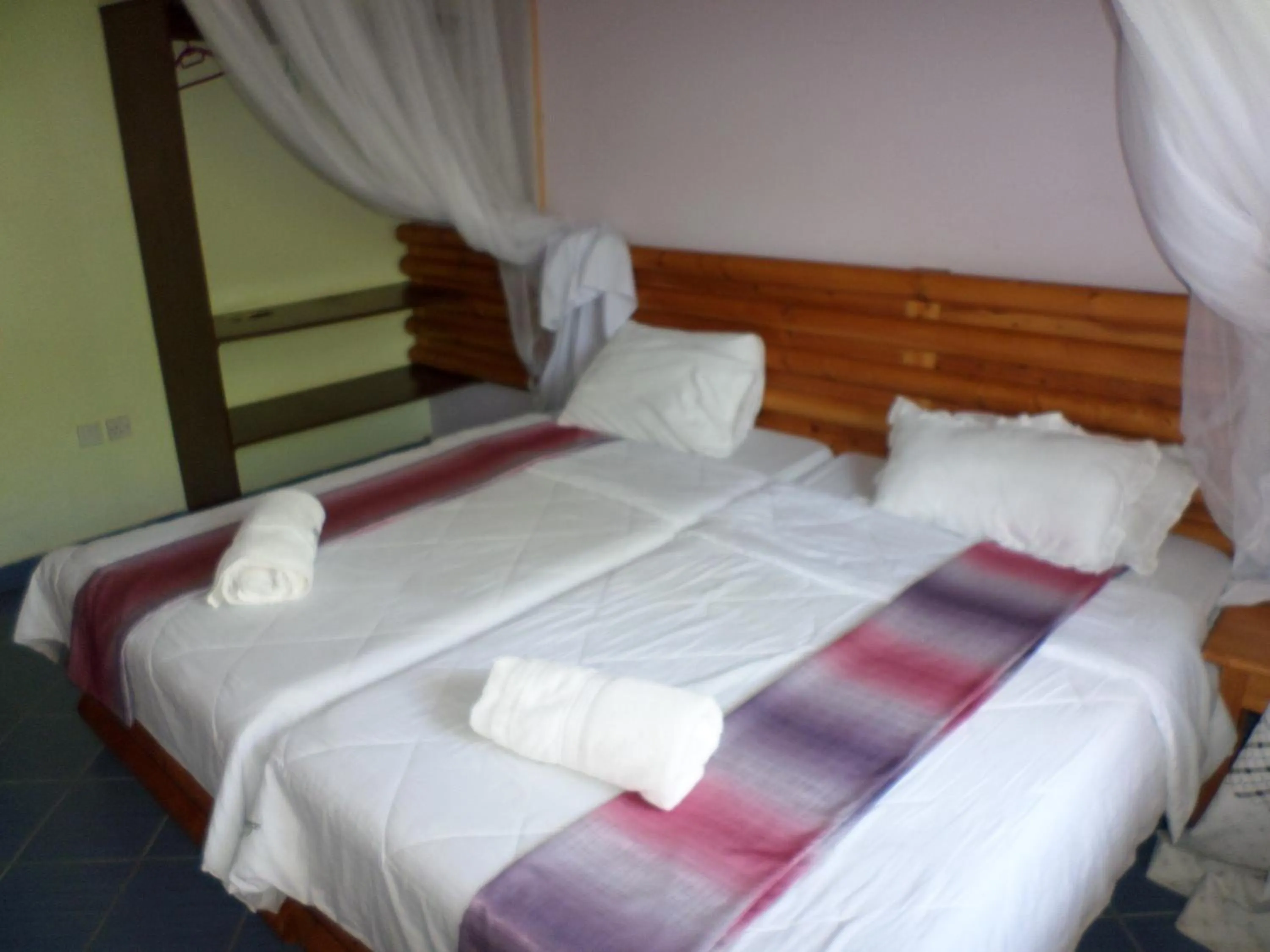 Bed in Pinebreeze Holiday Resort