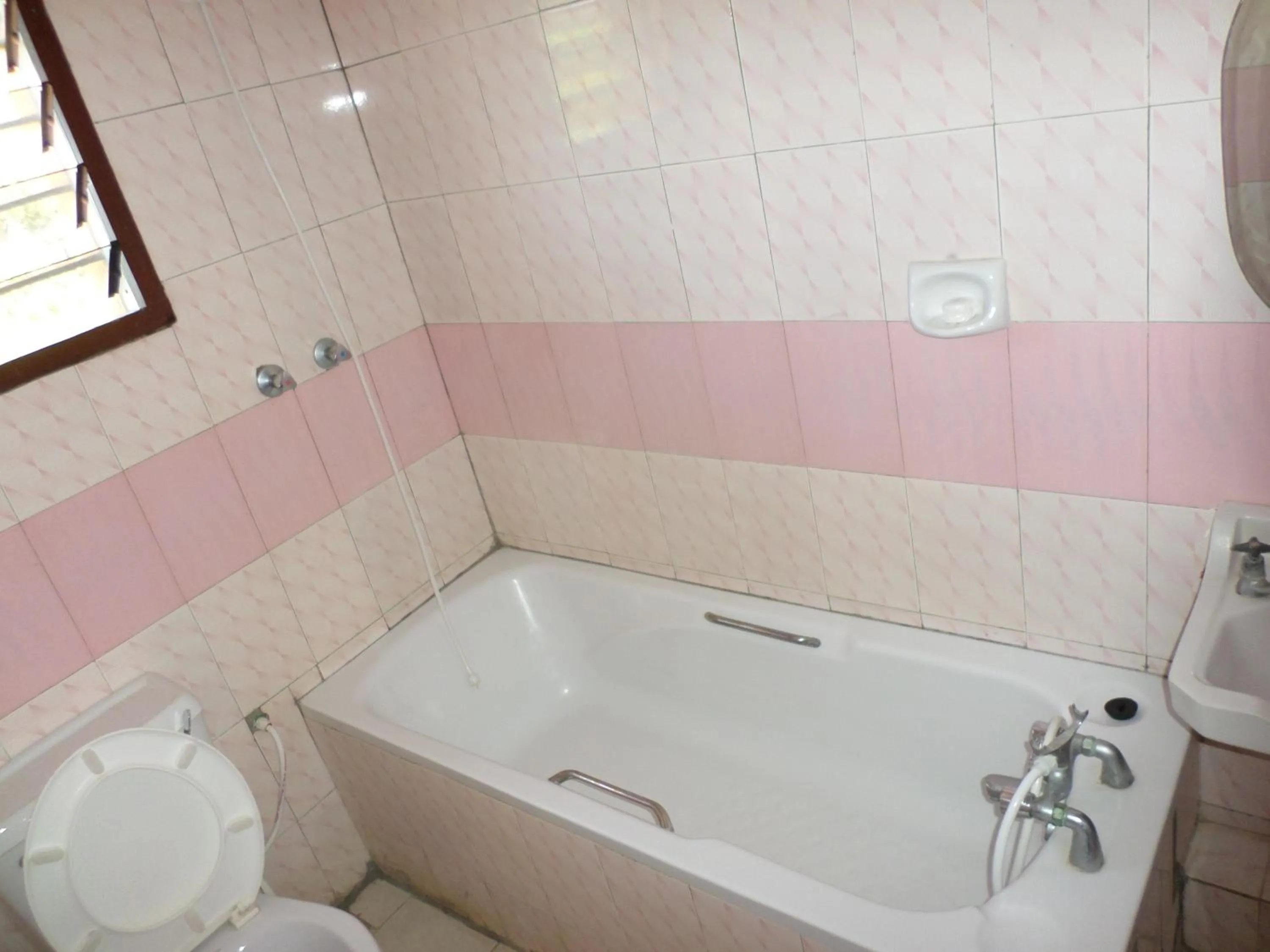 Bathroom in Pinebreeze Holiday Resort