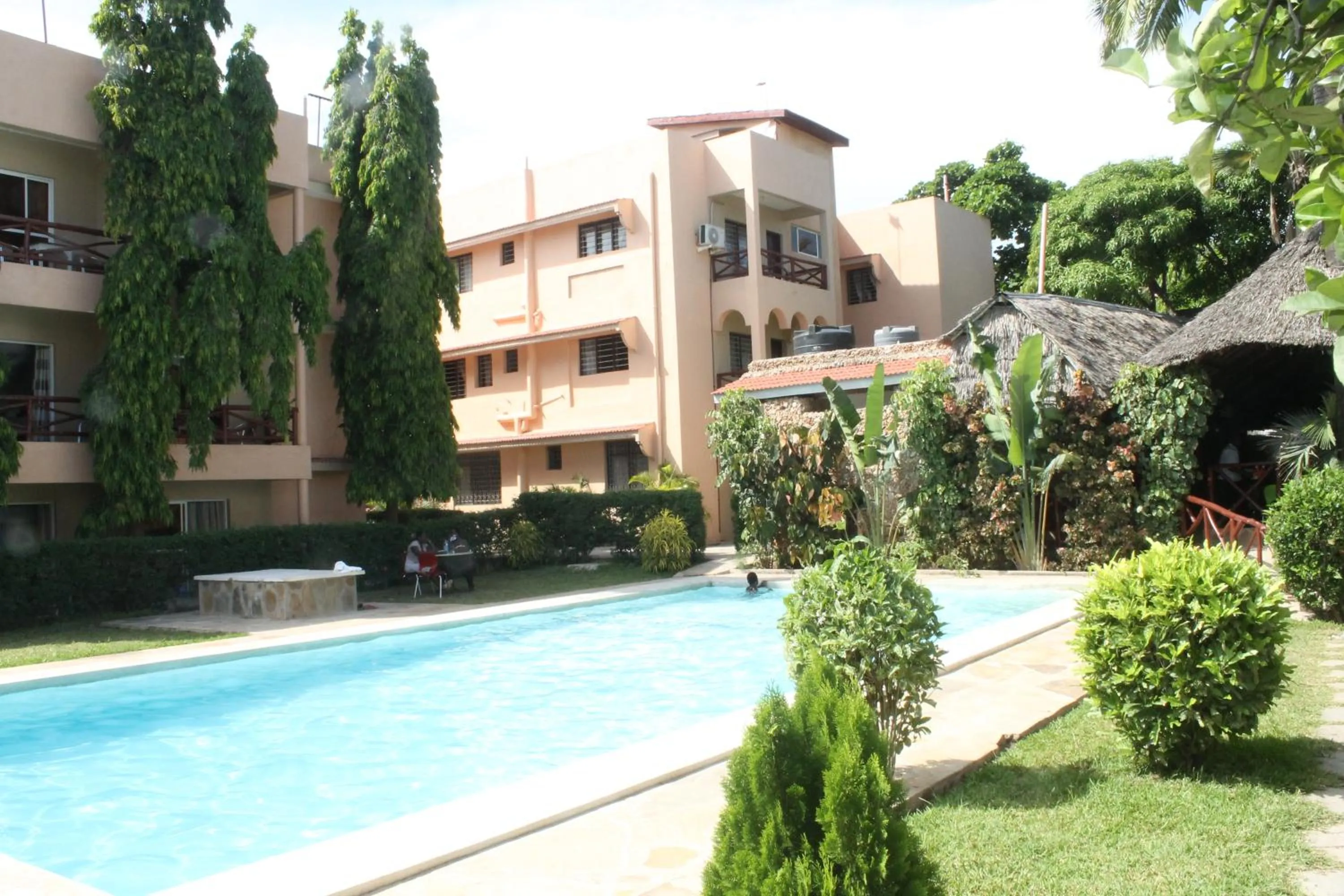 Swimming pool in Pinebreeze Holiday Resort