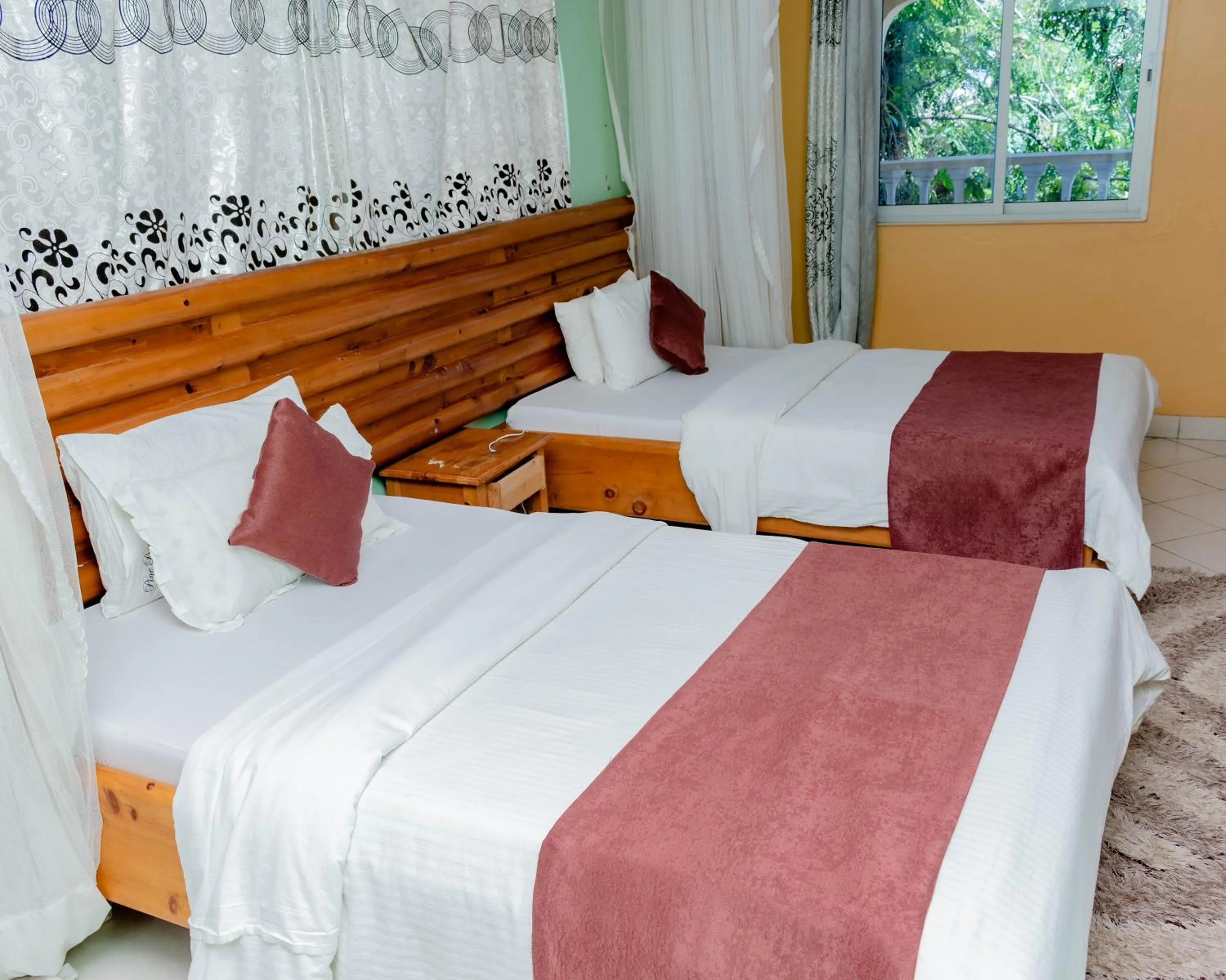 Bed in Pinebreeze Holiday Resort