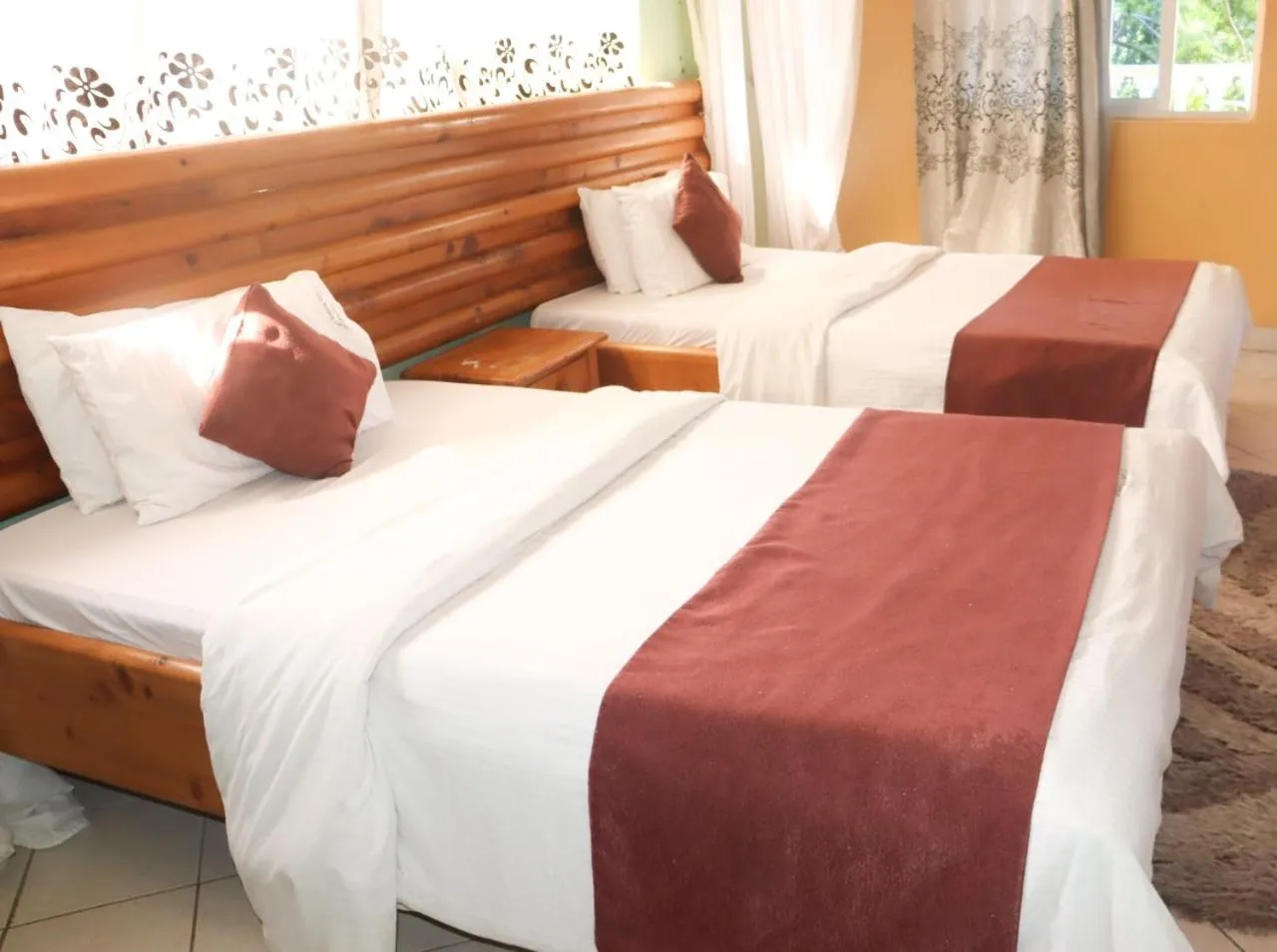 Photo of the whole room, Bed in Pinebreeze Holiday Resort