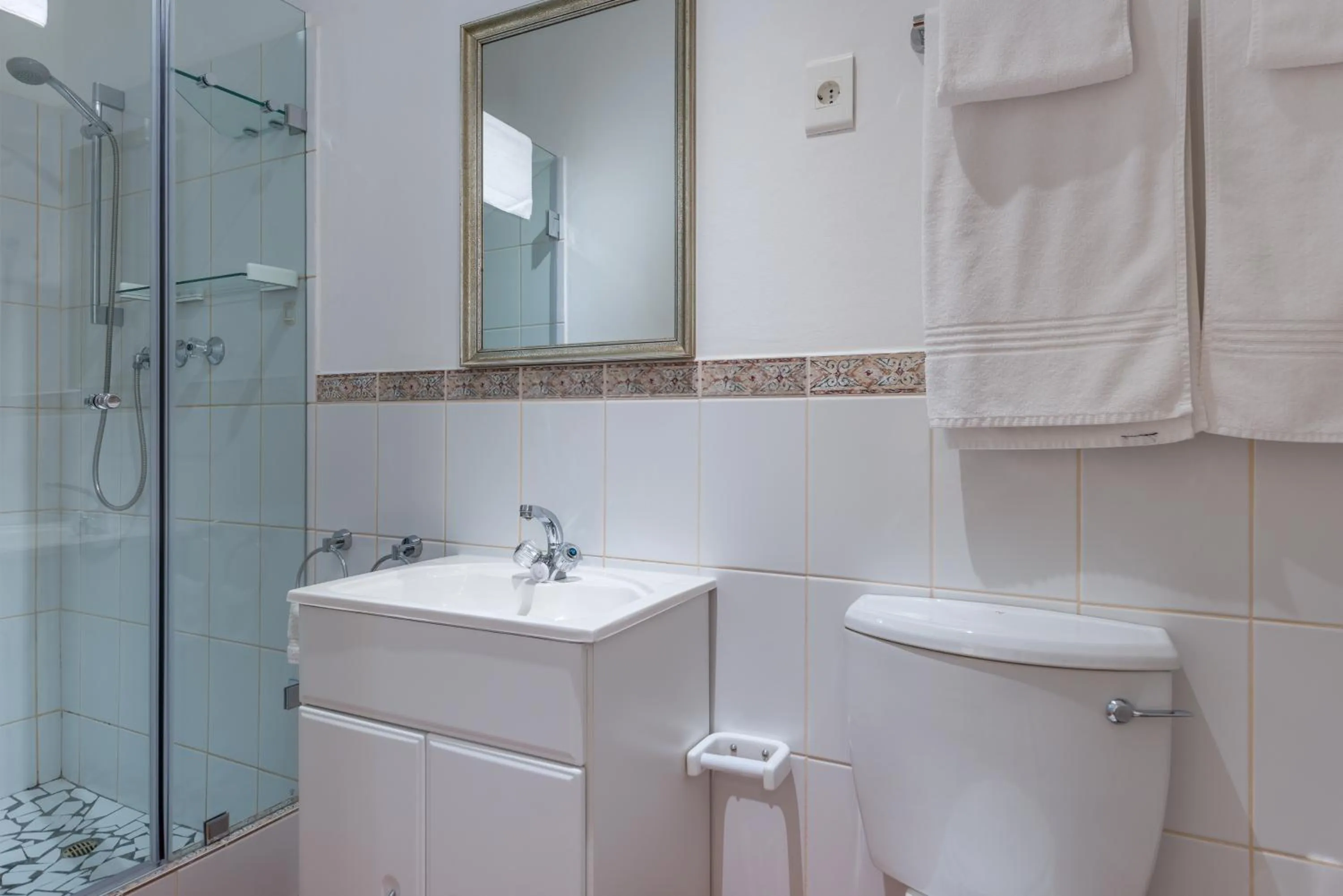 Bathroom in Just Unwind