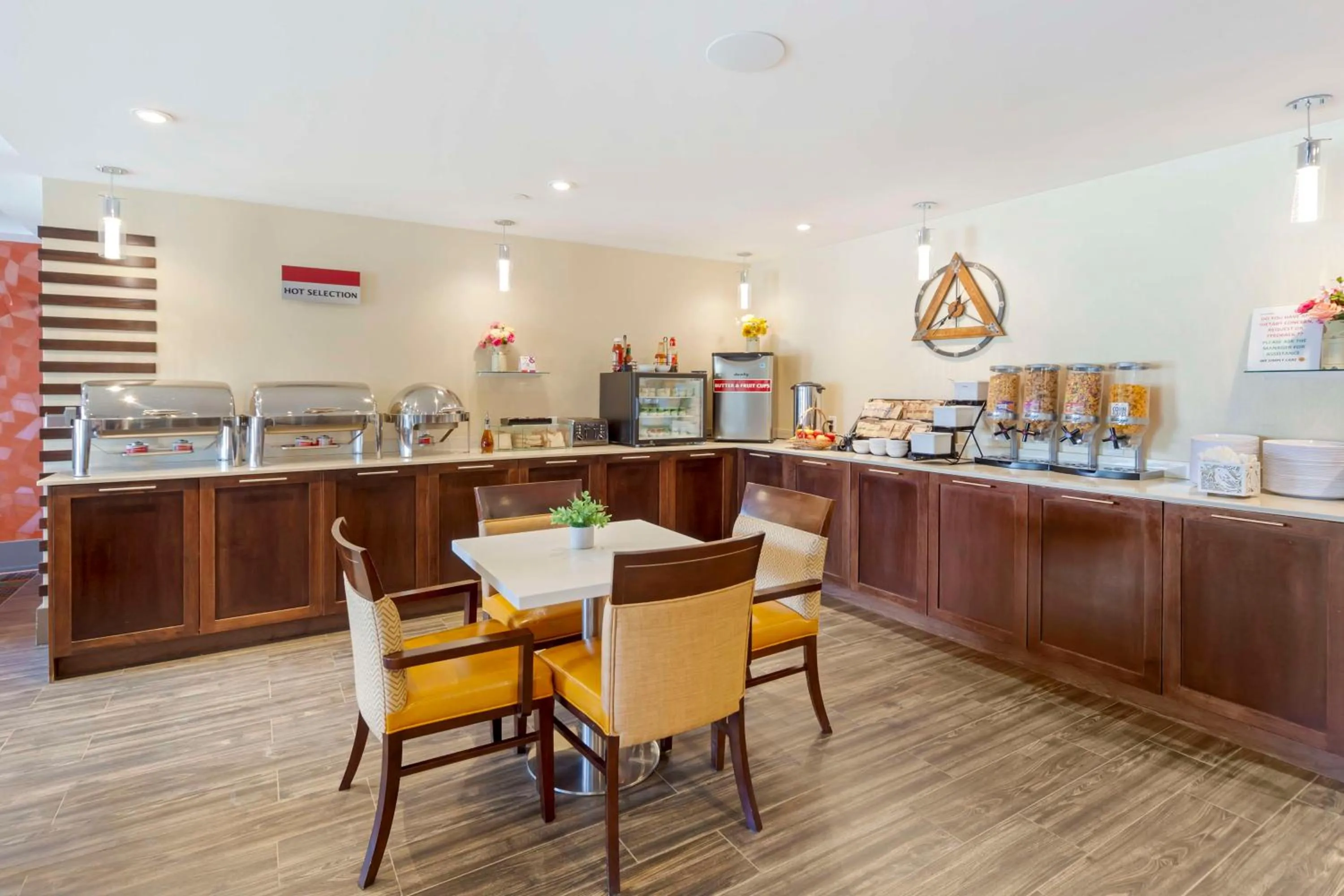 Breakfast in Best Western Plus Chateau Fort St. John