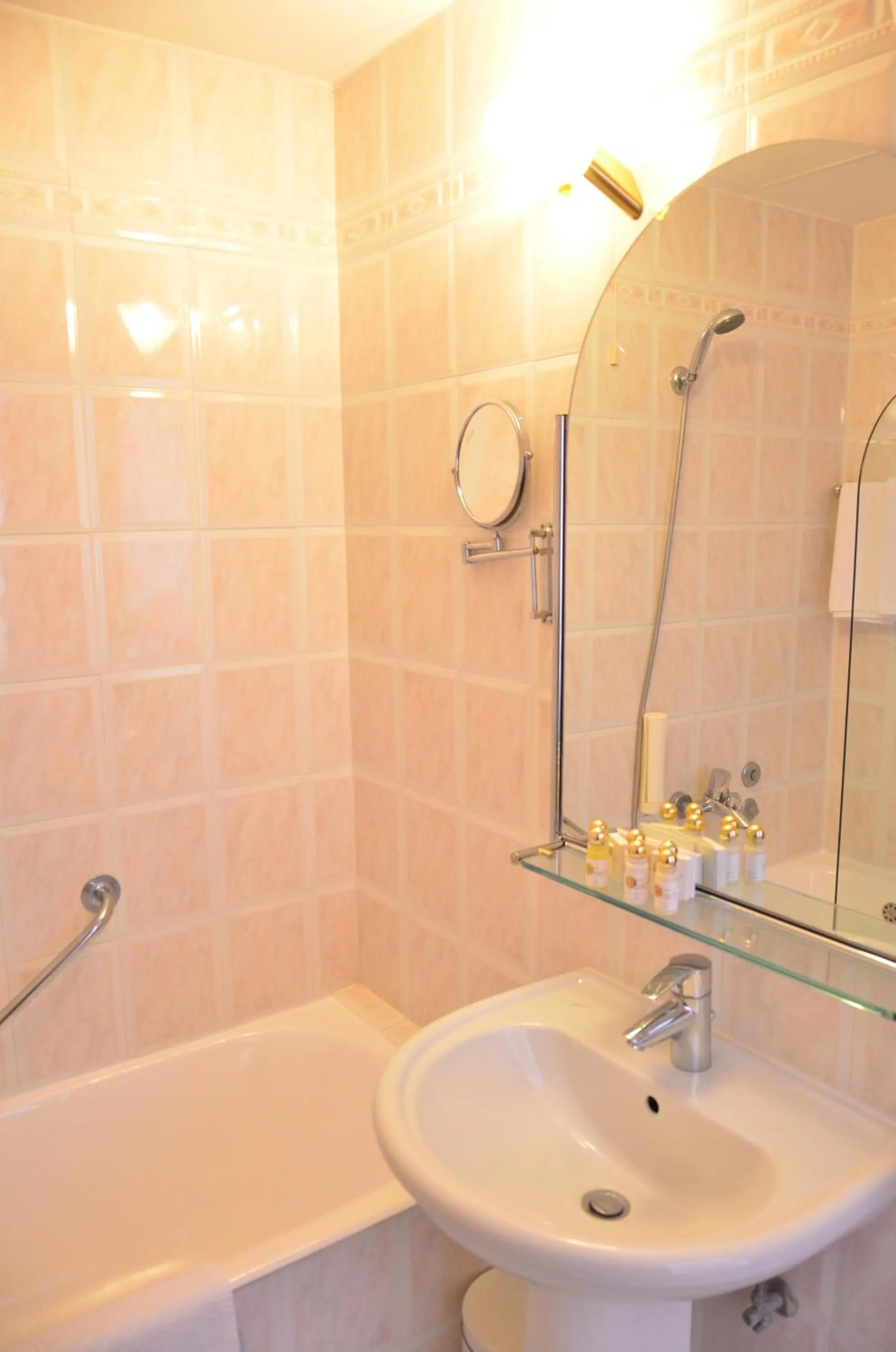 Property building, Bathroom in Hotel Mozart