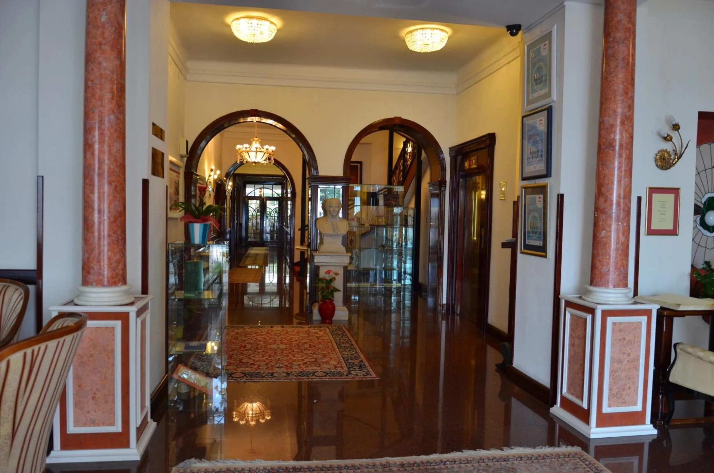 Lobby or reception in Hotel Mozart