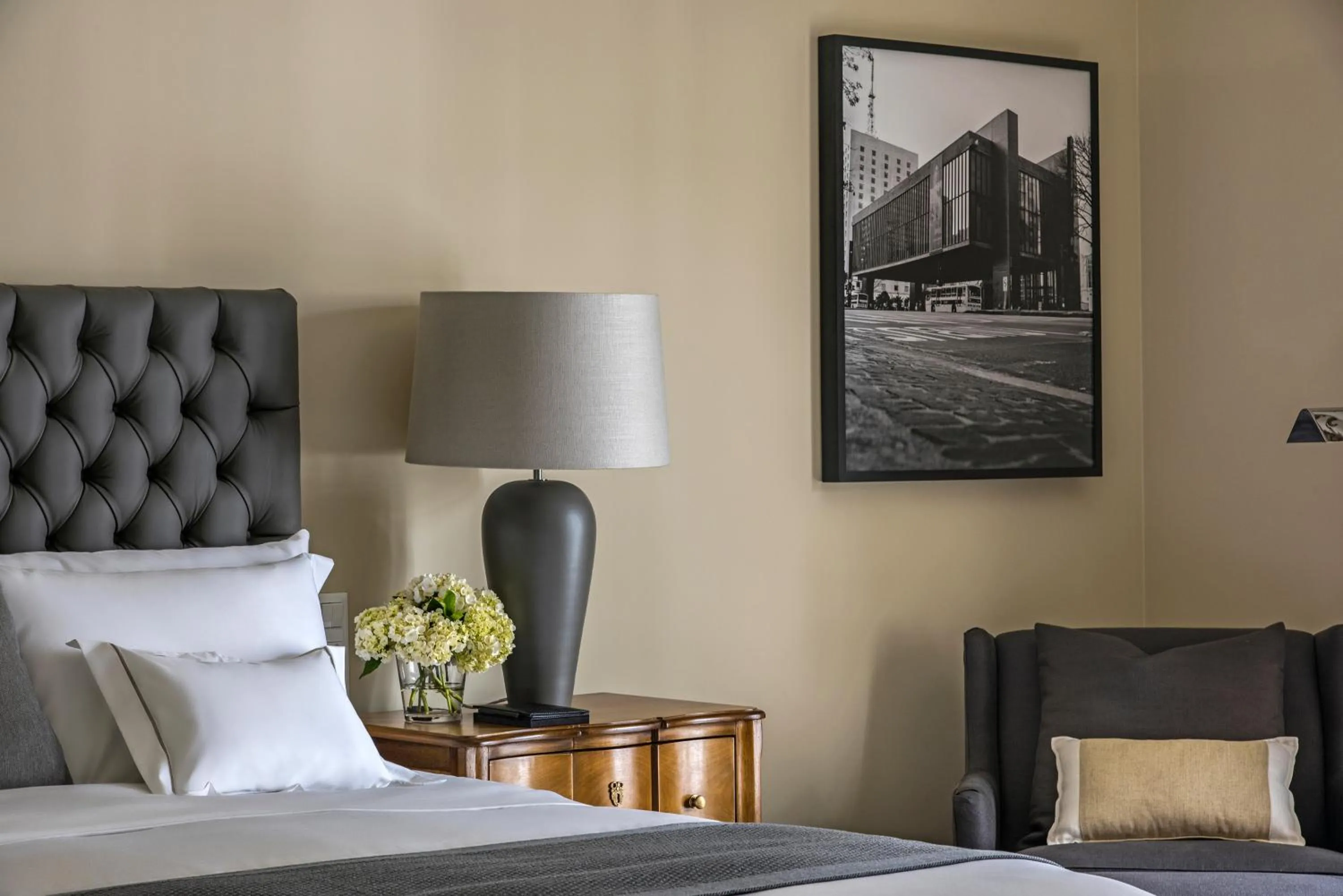 Decorative detail, Bed in Palácio Tangará, Oetker Hotels