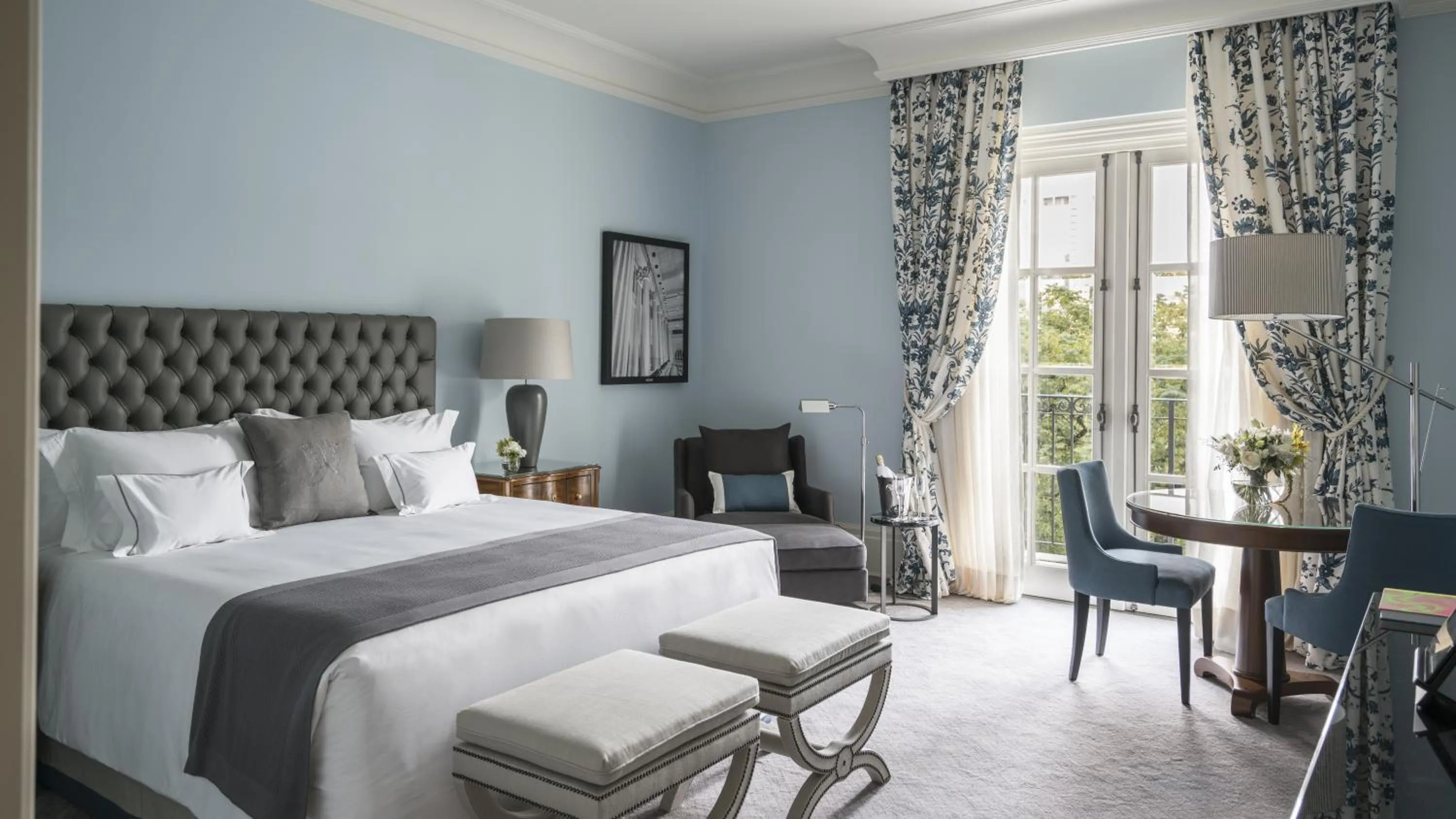 Bed in Palácio Tangará, Oetker Hotels