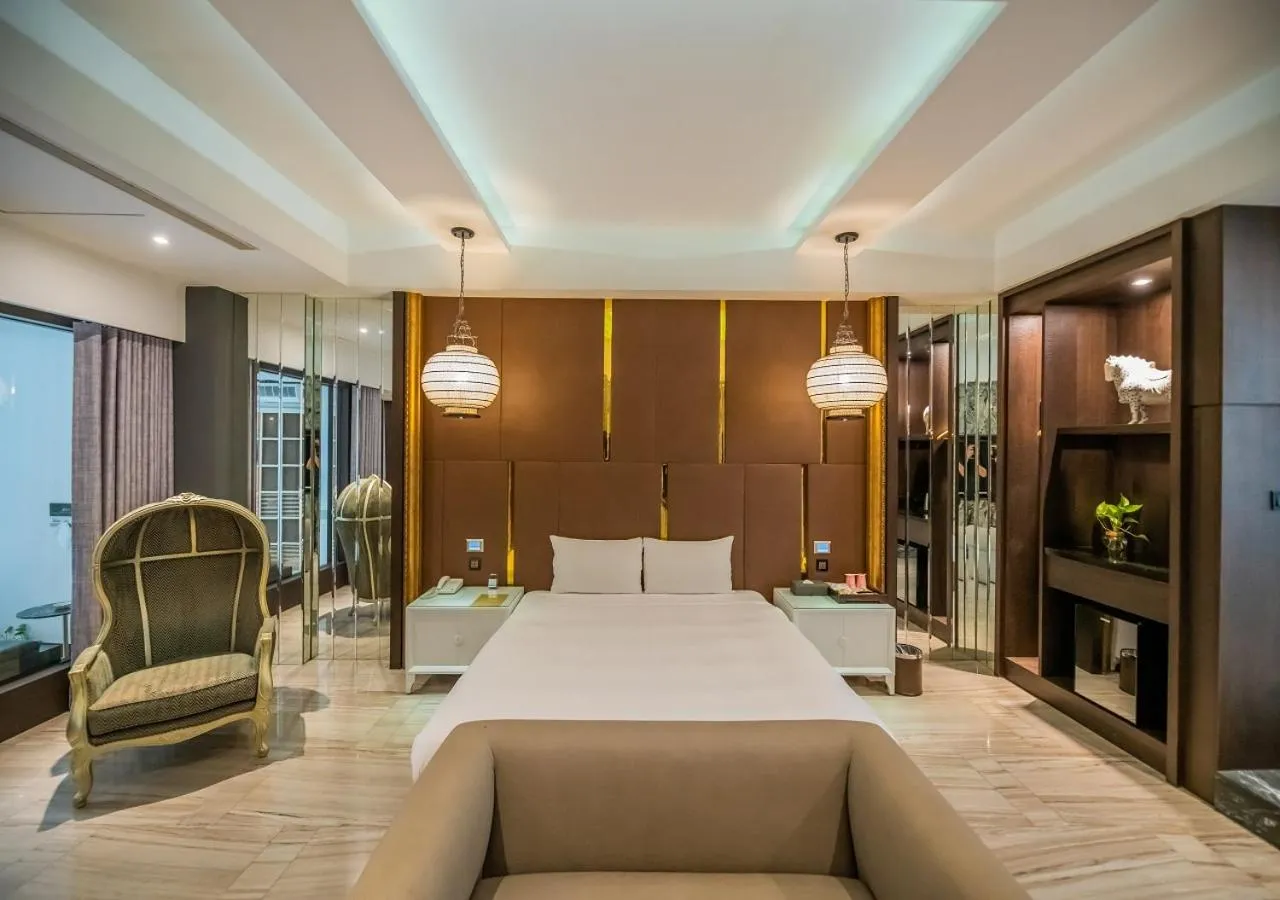 Bedroom, Bed in Feng Cai Motel