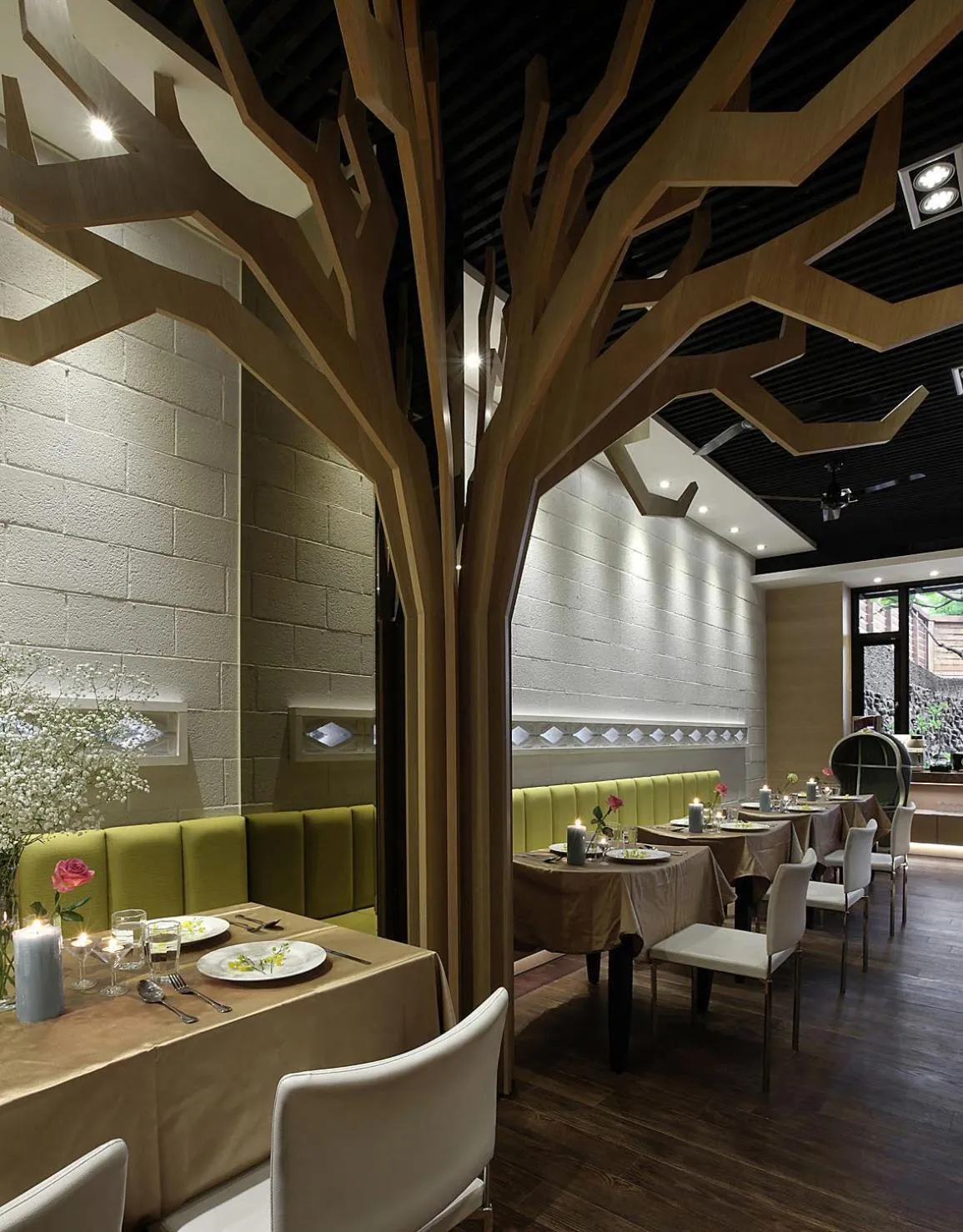 Restaurant/places to eat in Feng Cai Motel