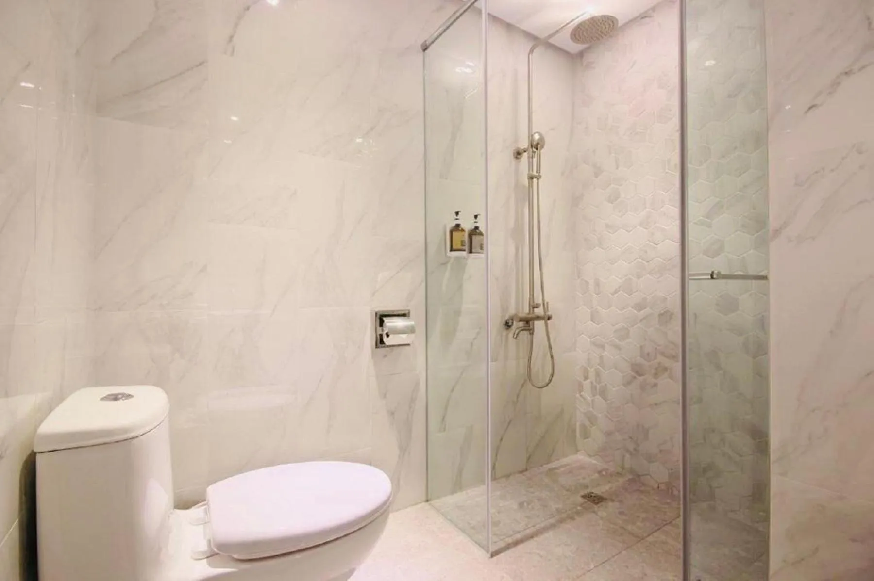 Bathroom in Region Motel