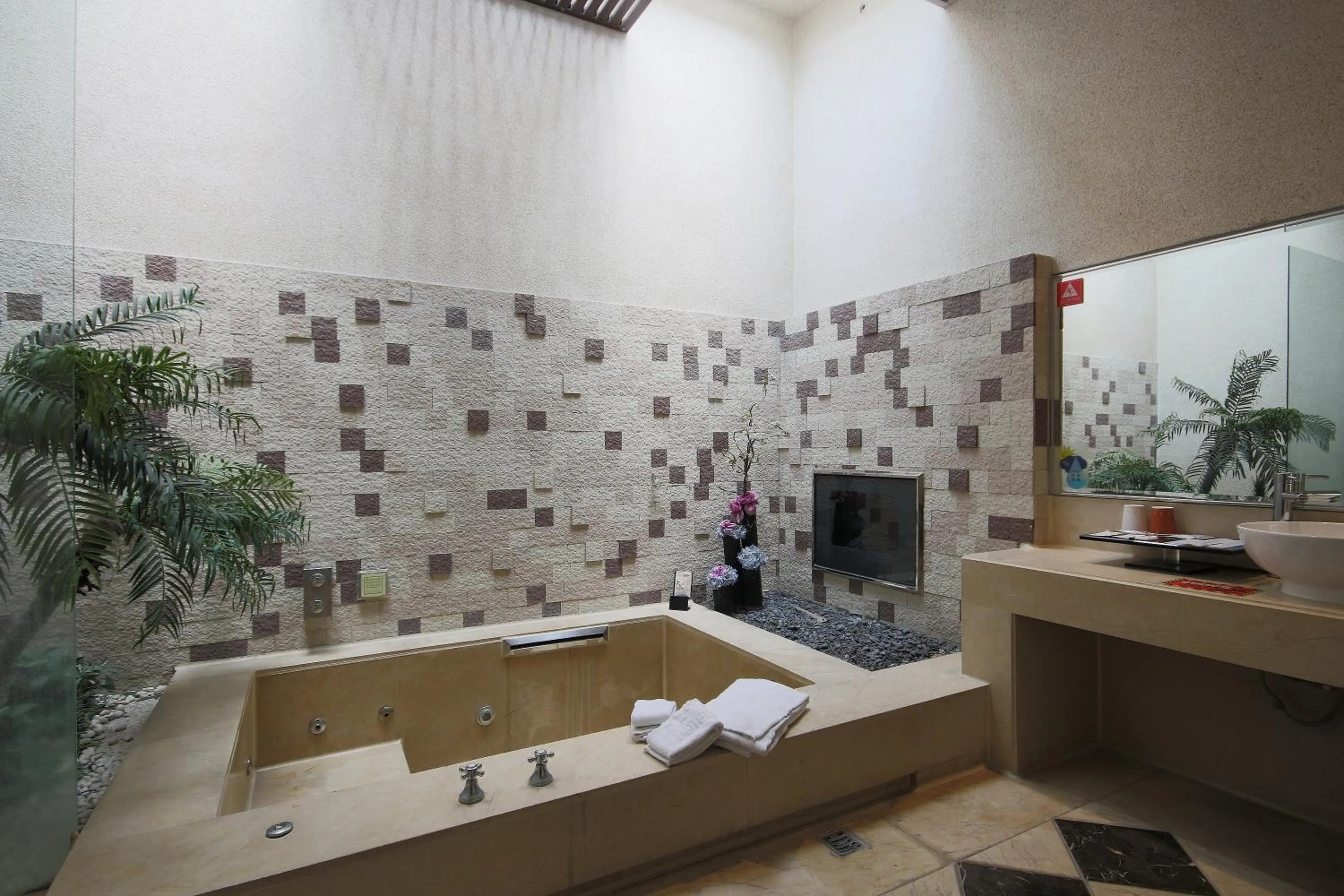 Bathroom in Region Motel