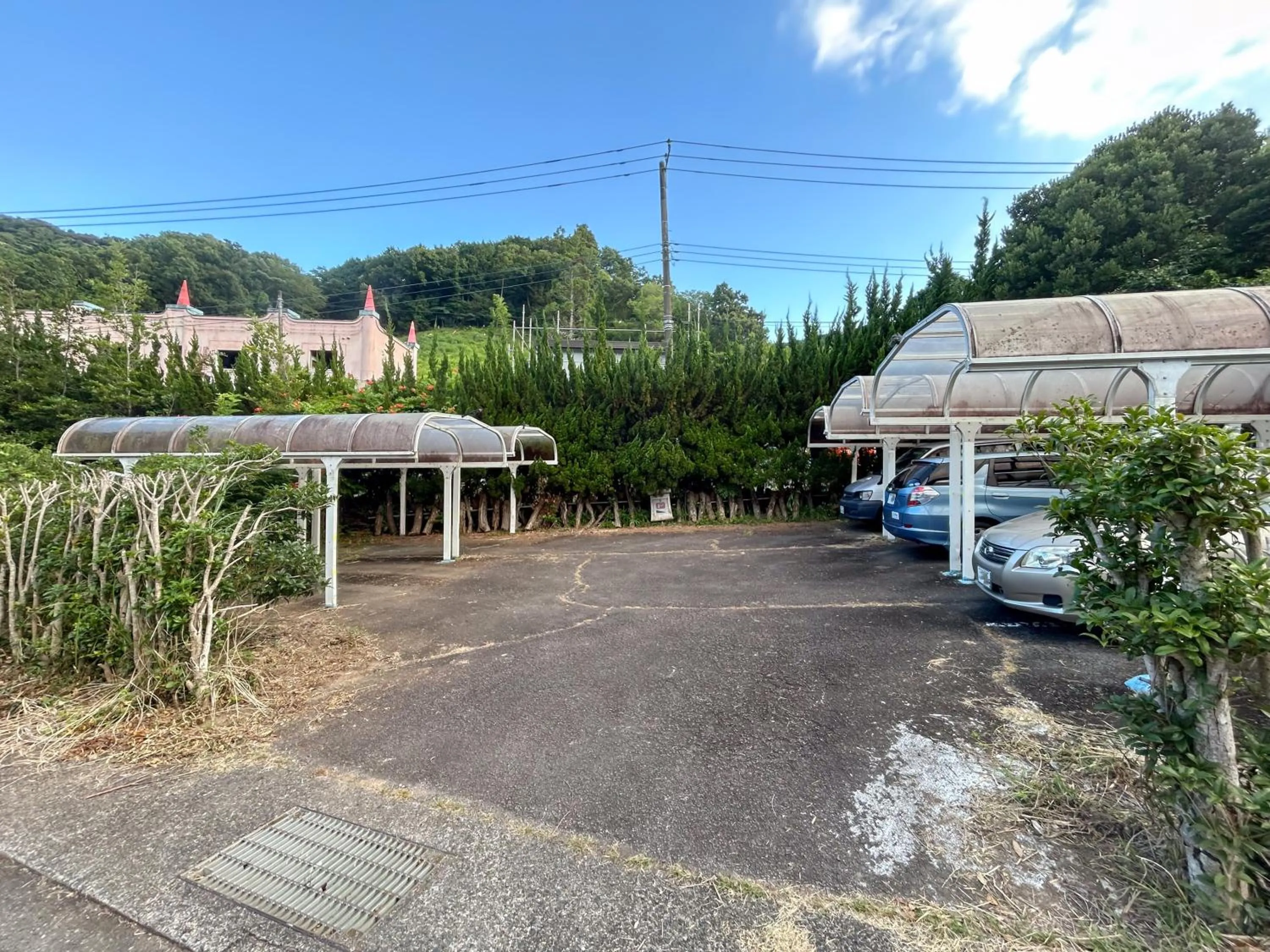 Parking in Farm Garden Hotel