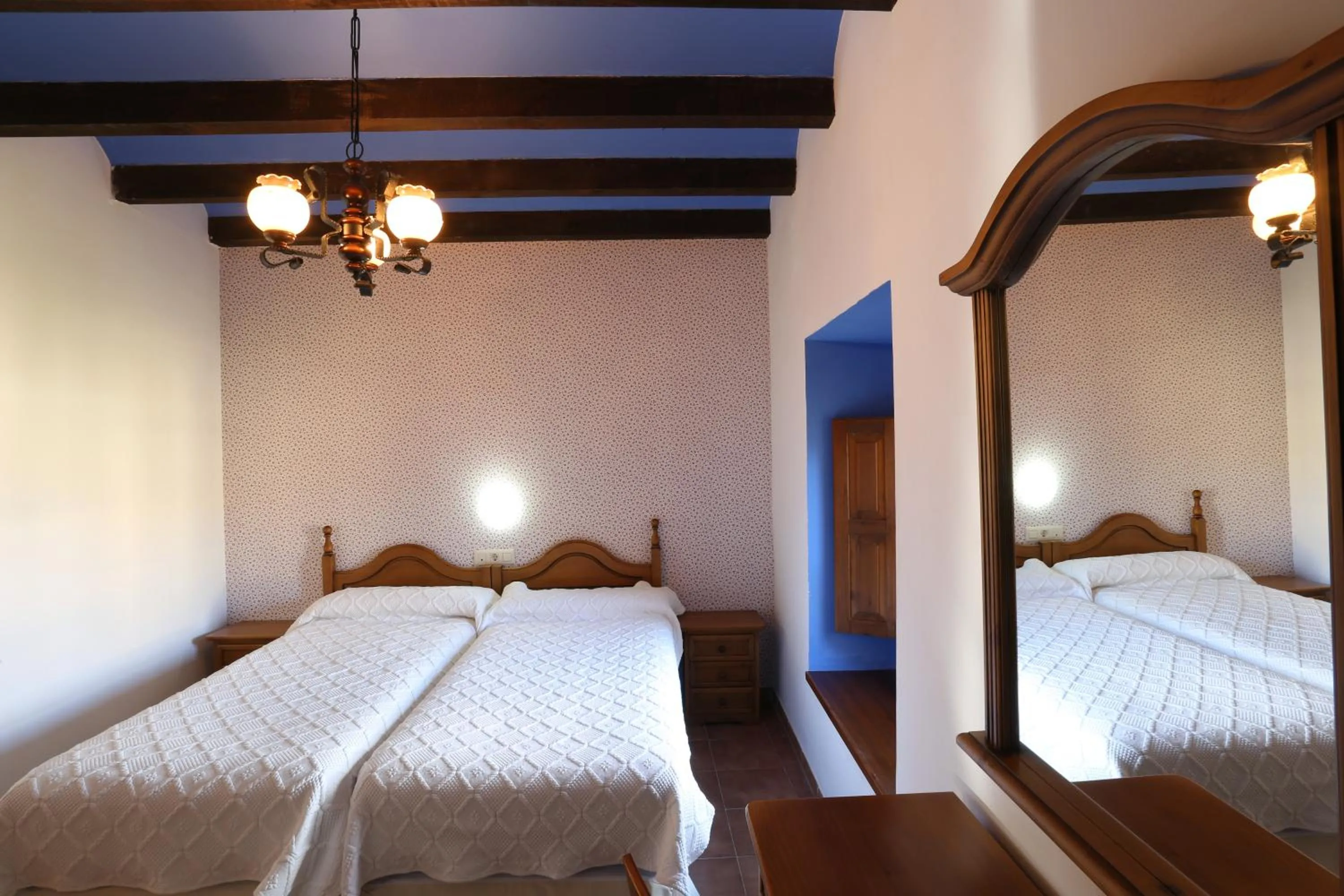 Bedroom, Bed in Hospedería Sádaba