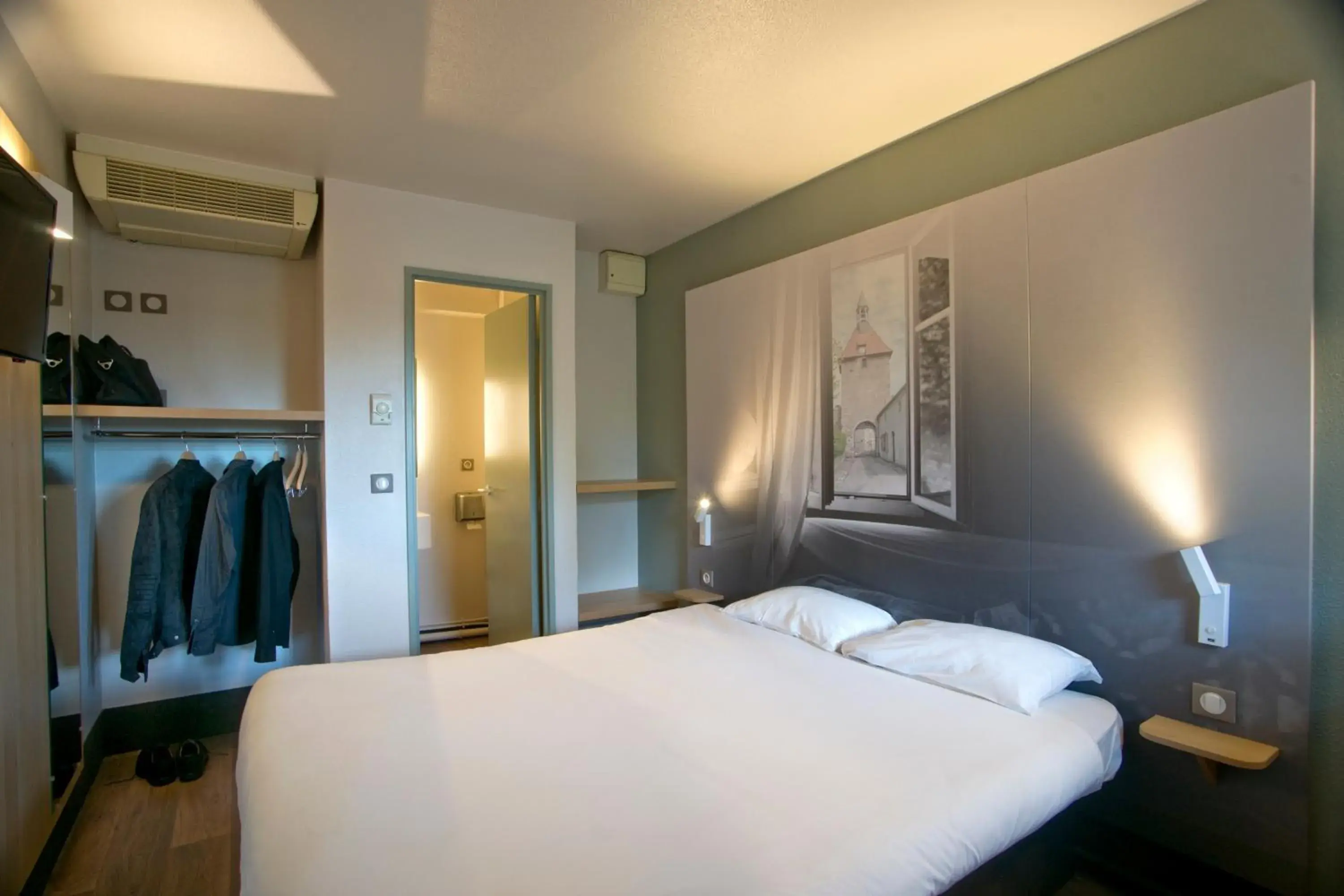 Double Room in B&B HOTEL Moulins Toulon-sur-Allier Double Room in B&B HOTEL Moulins Toulon-sur-Allier