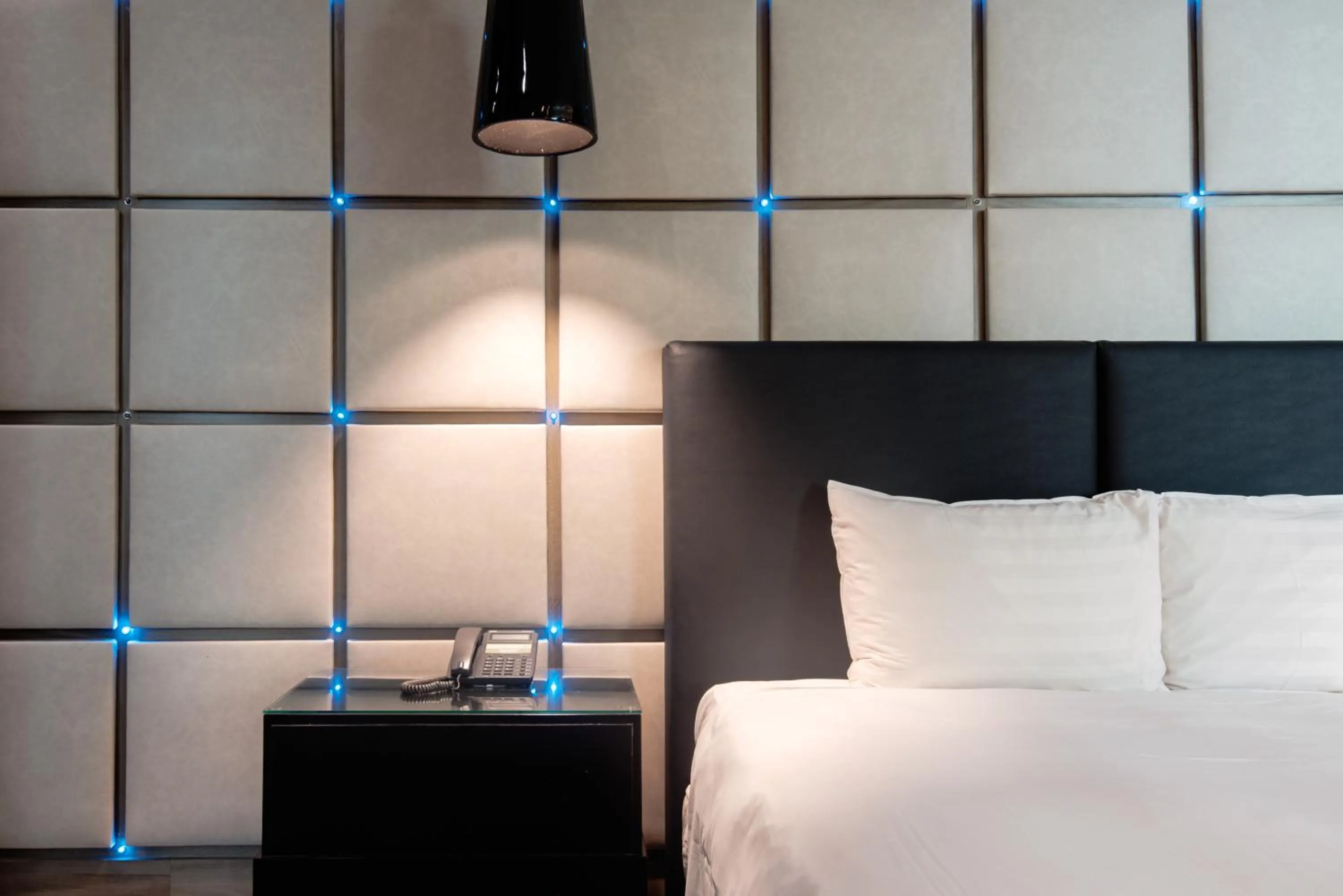 Bedroom in Ease Motel