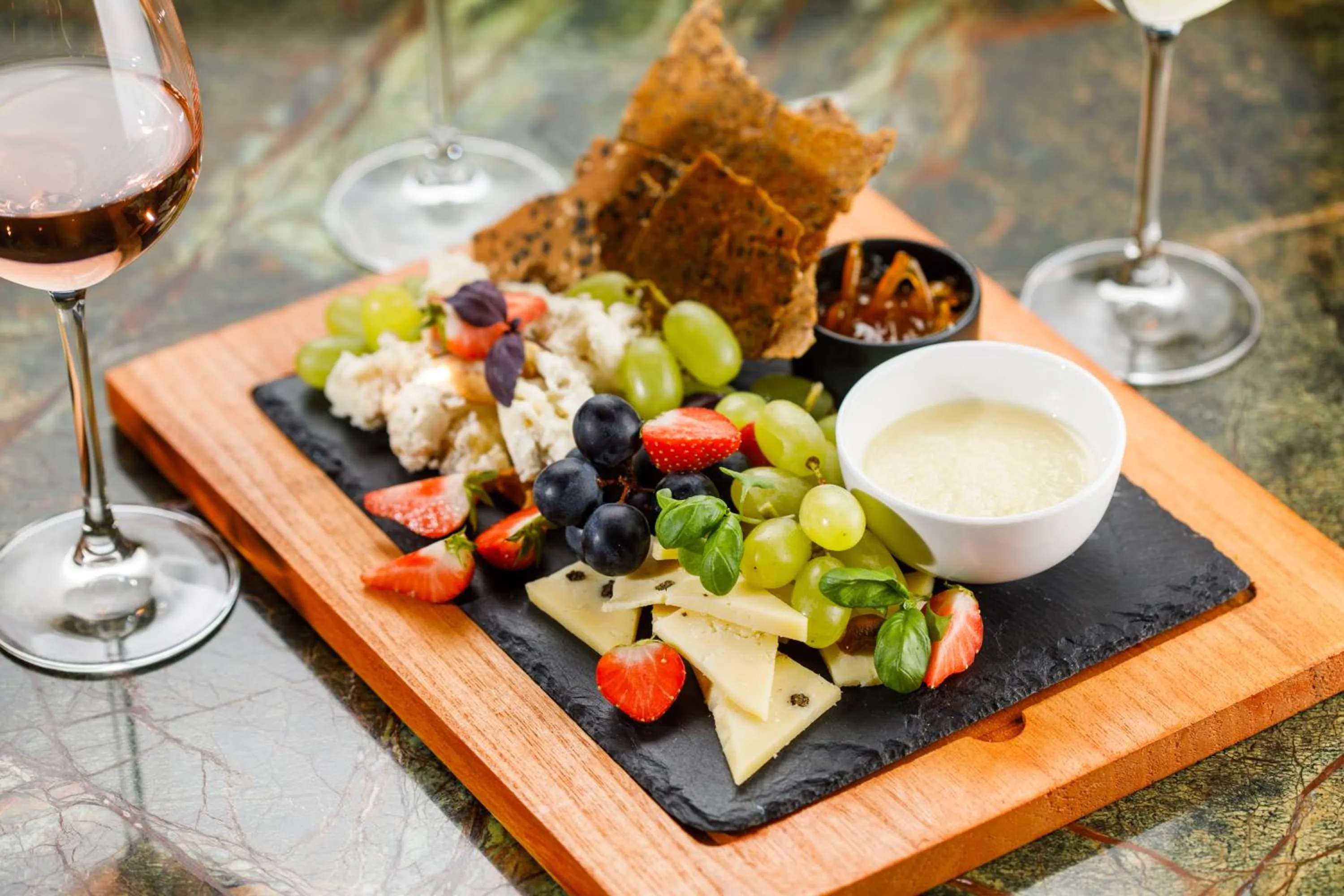 Restaurant/places to eat in V Spa & Conference Hotel