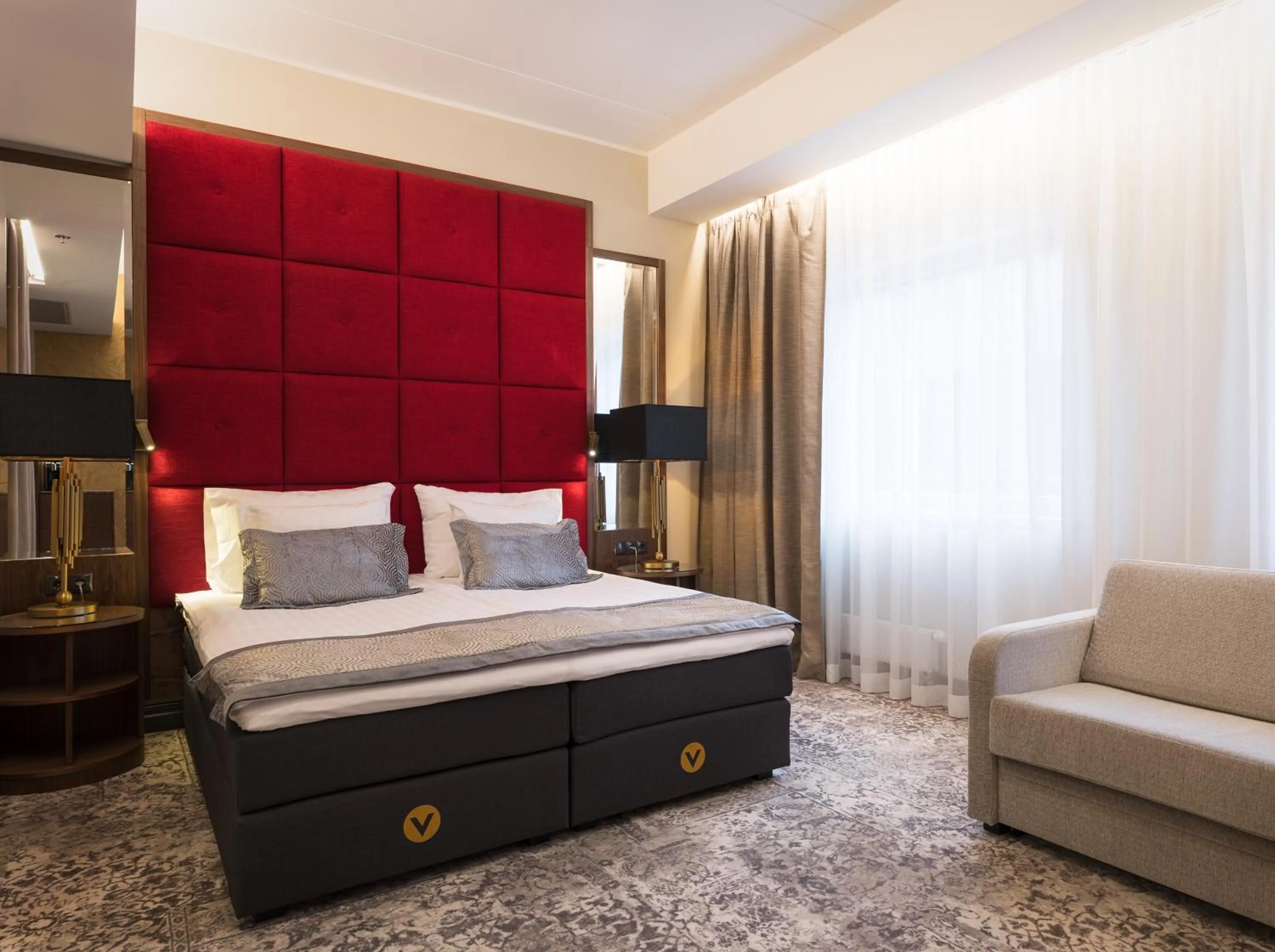 Bed in V Spa & Conference Hotel