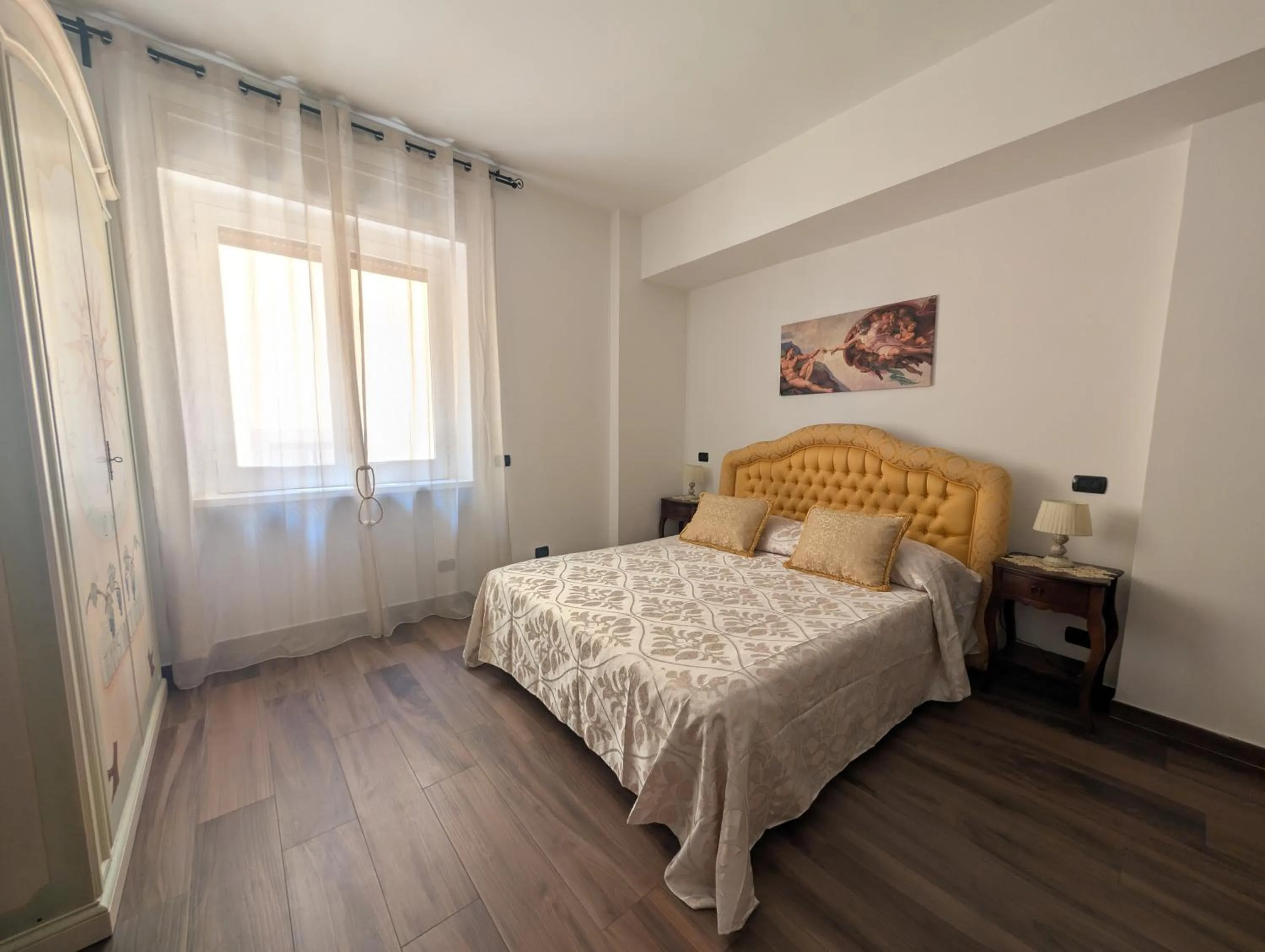 Bedroom, Bed in B&Bobo