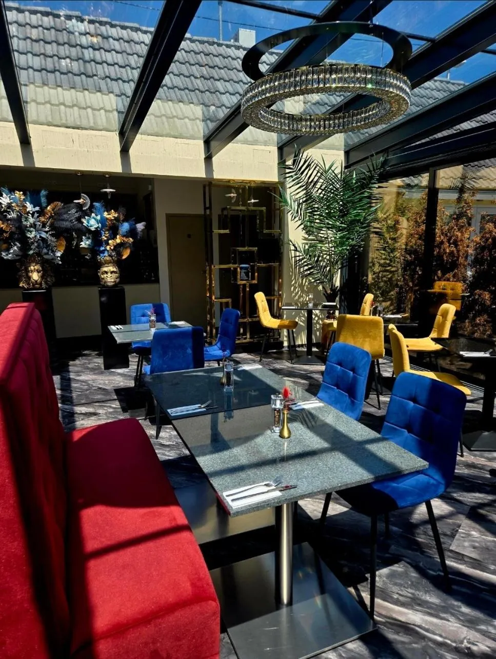 Restaurant/places to eat in Villa Natalia am See