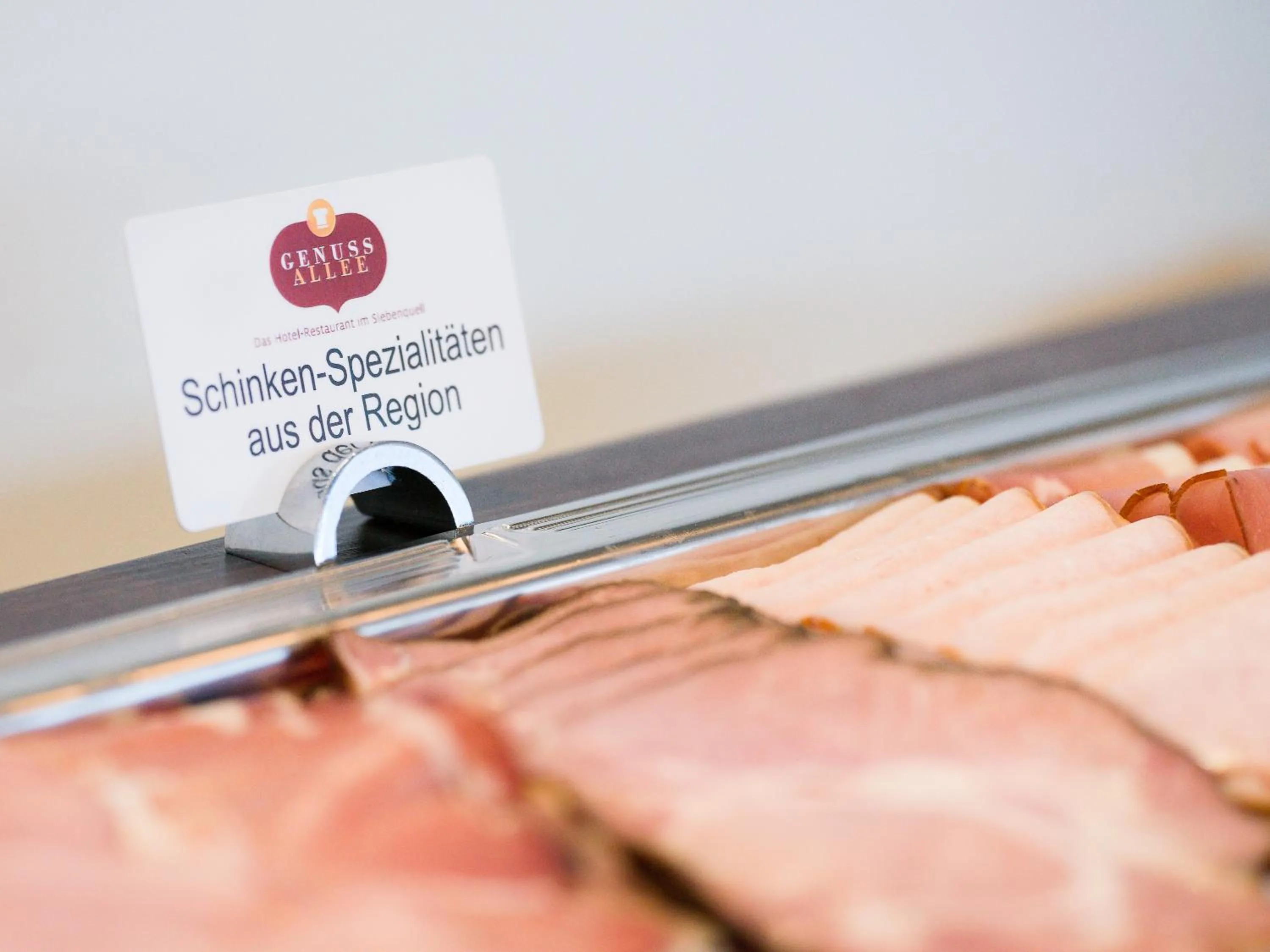 Buffet breakfast in Siebenquell® GesundZeitResort