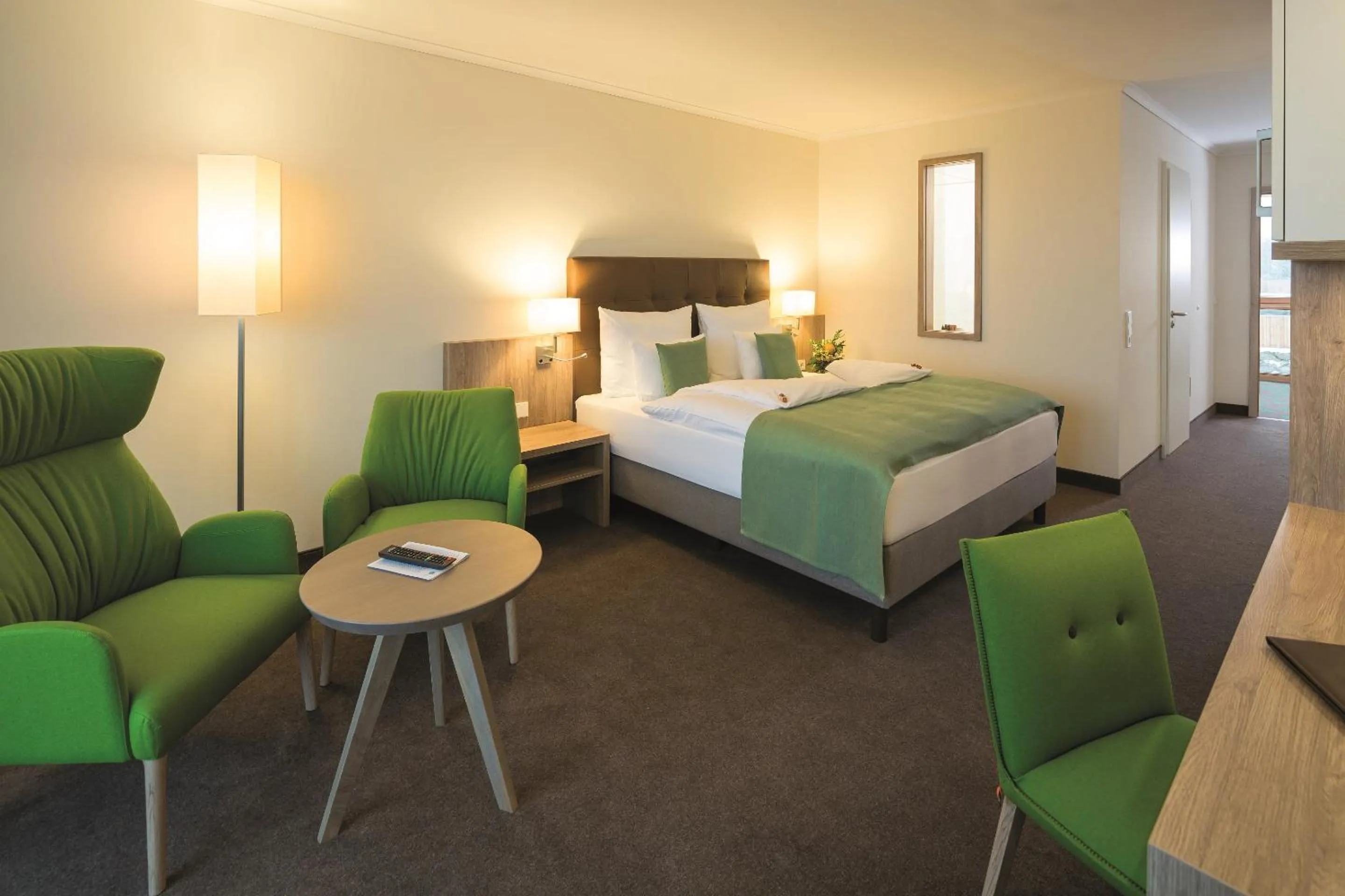 Shower, Bed in Siebenquell® GesundZeitResort