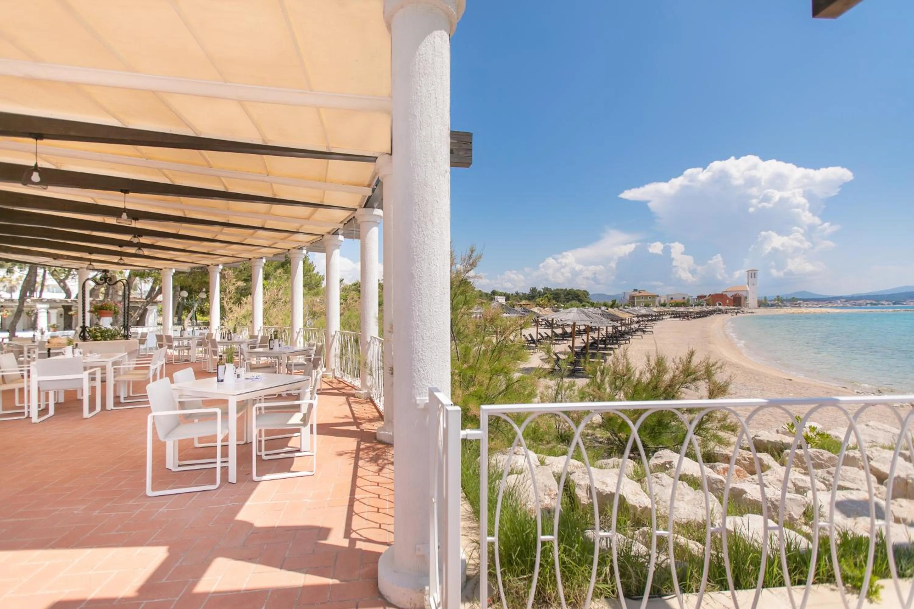 Restaurant/places to eat in Amadria Park Beach Hotel Jure