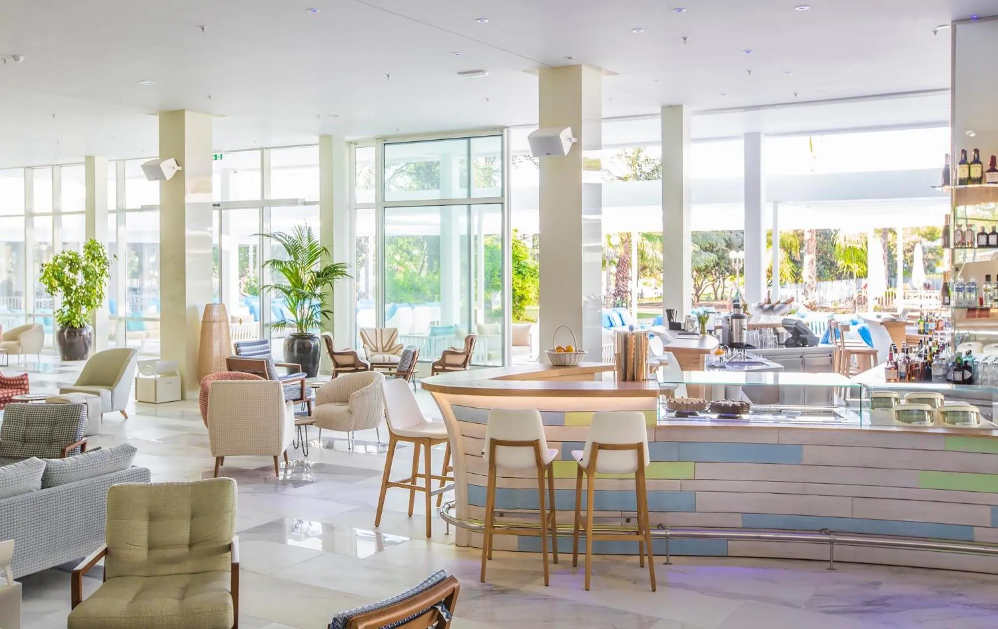 Lounge or bar in Amadria Park Beach Hotel Jure