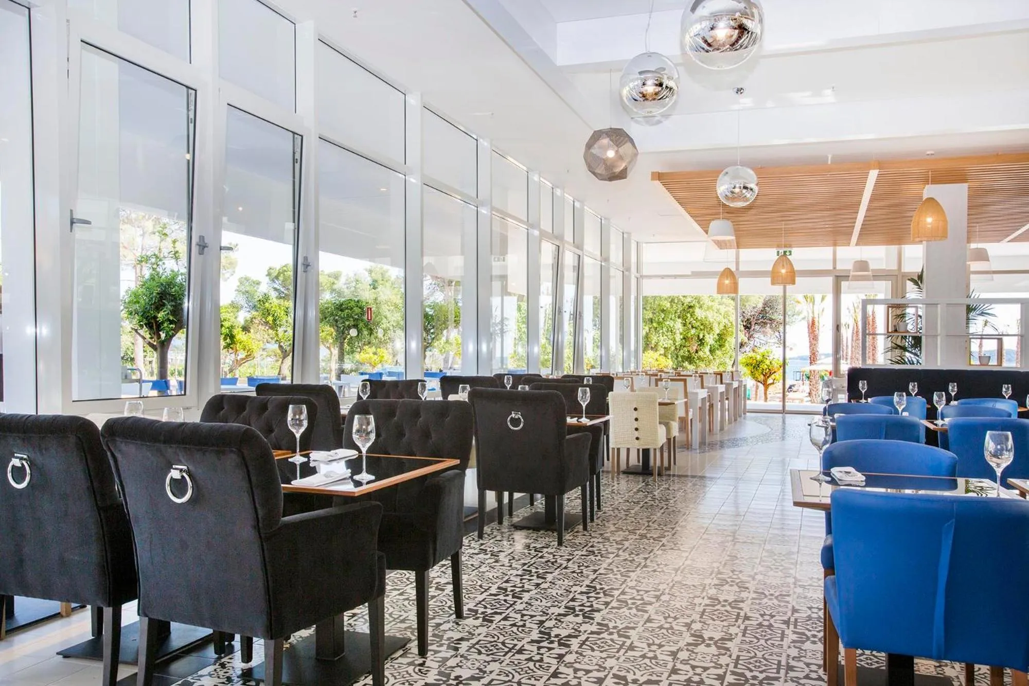 Restaurant/places to eat in Amadria Park Beach Hotel Jure