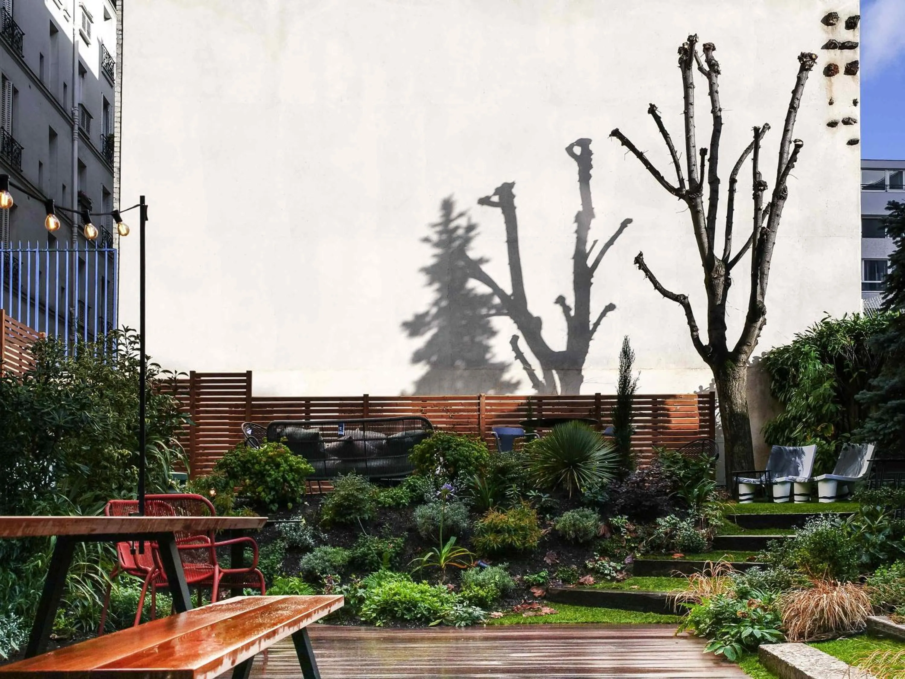 Other in TRIBE Paris Batignolles