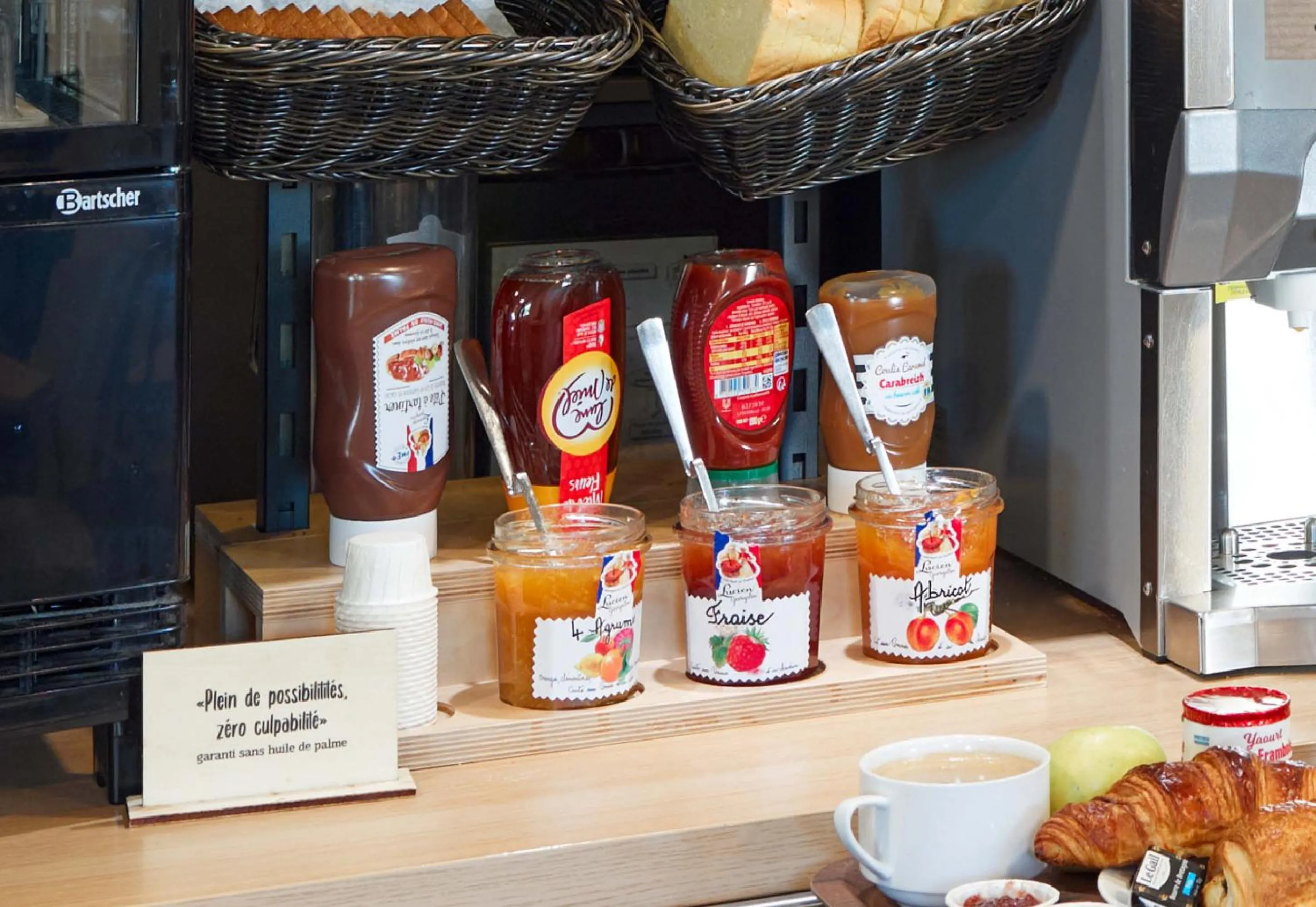 Buffet breakfast in B&B HOTEL Corbeil-Essonnes