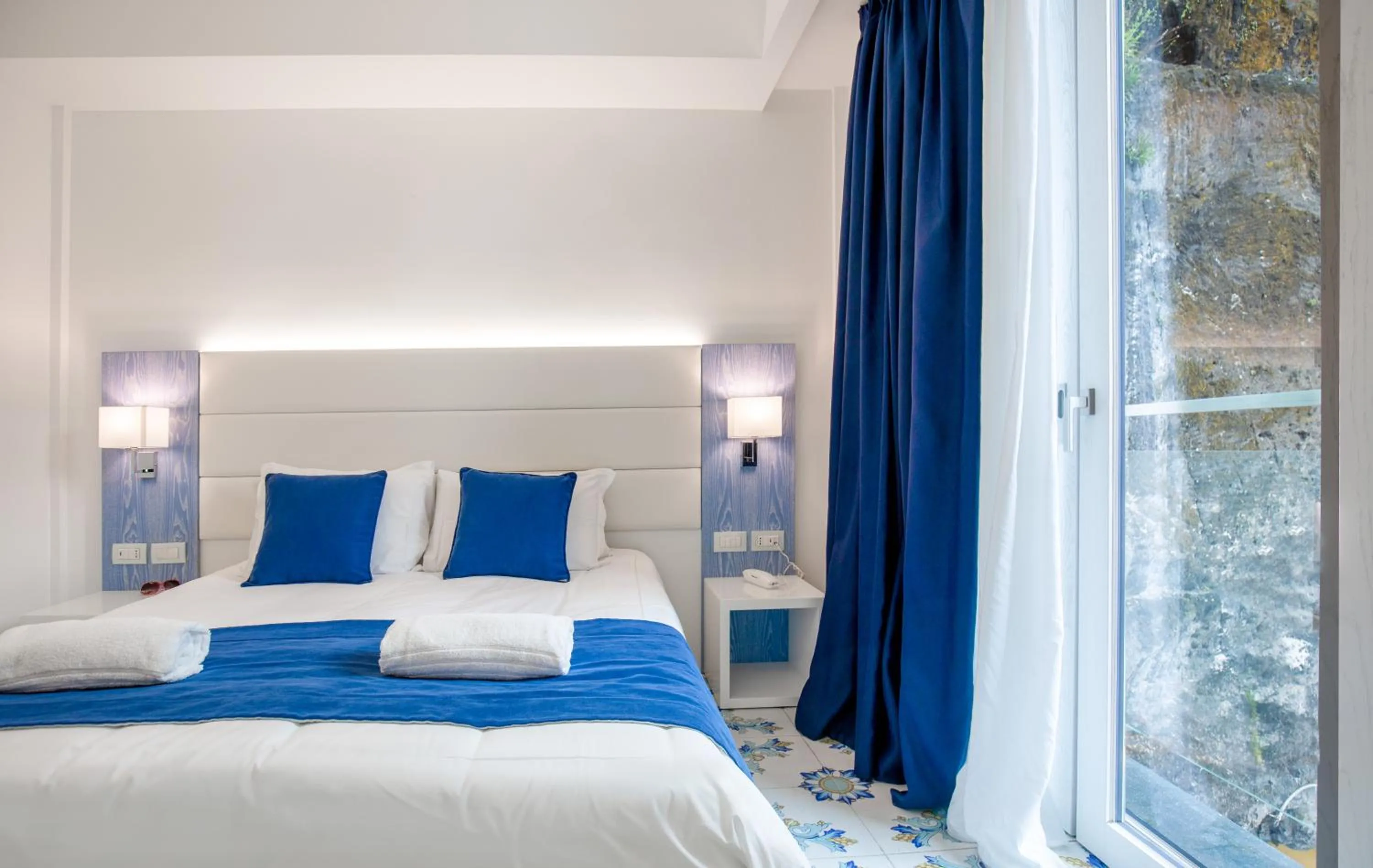 Photo of the whole room, Bed in Hotel Giosue' a mare Sorrento