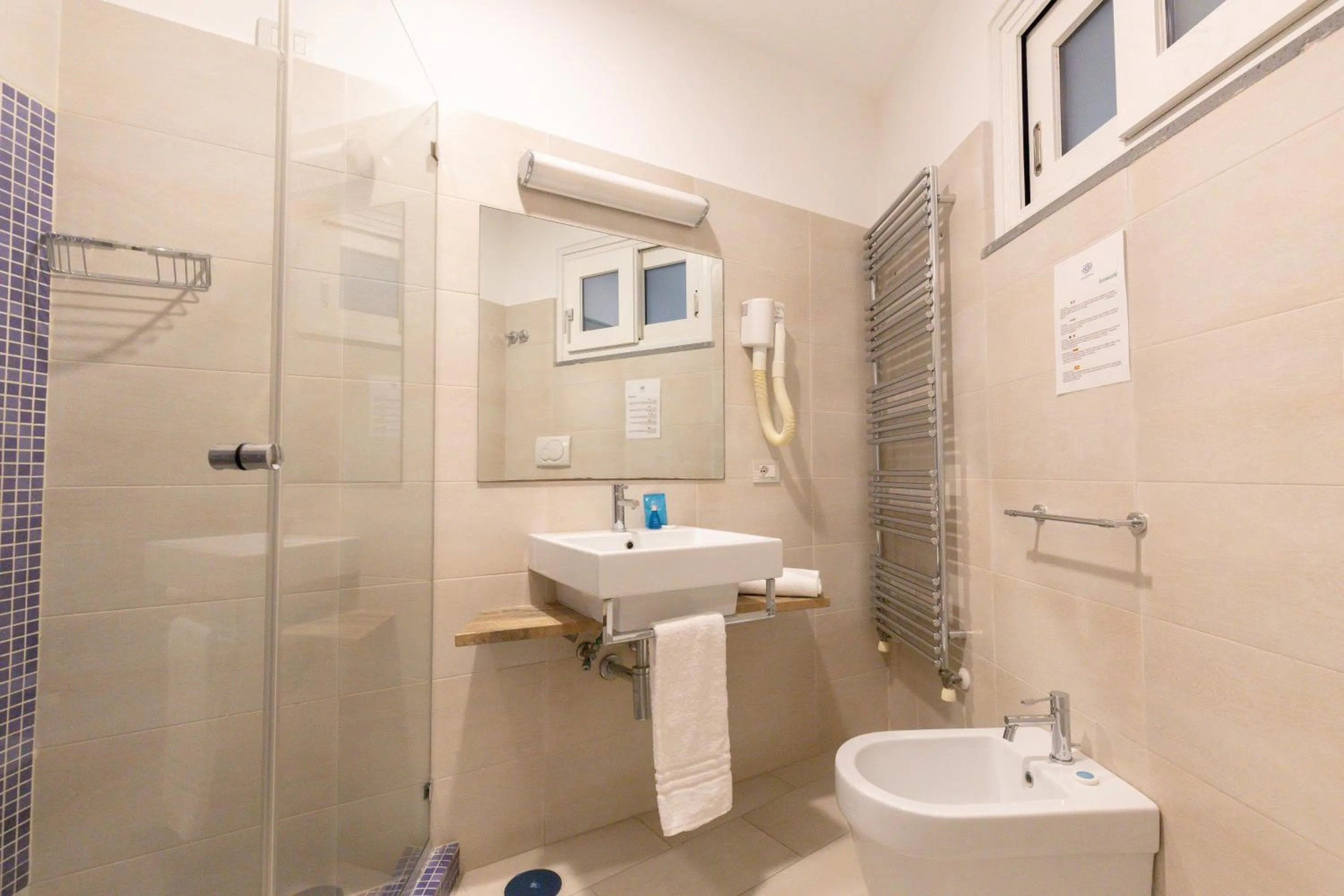 Bathroom in Hotel Giosue' a mare Sorrento