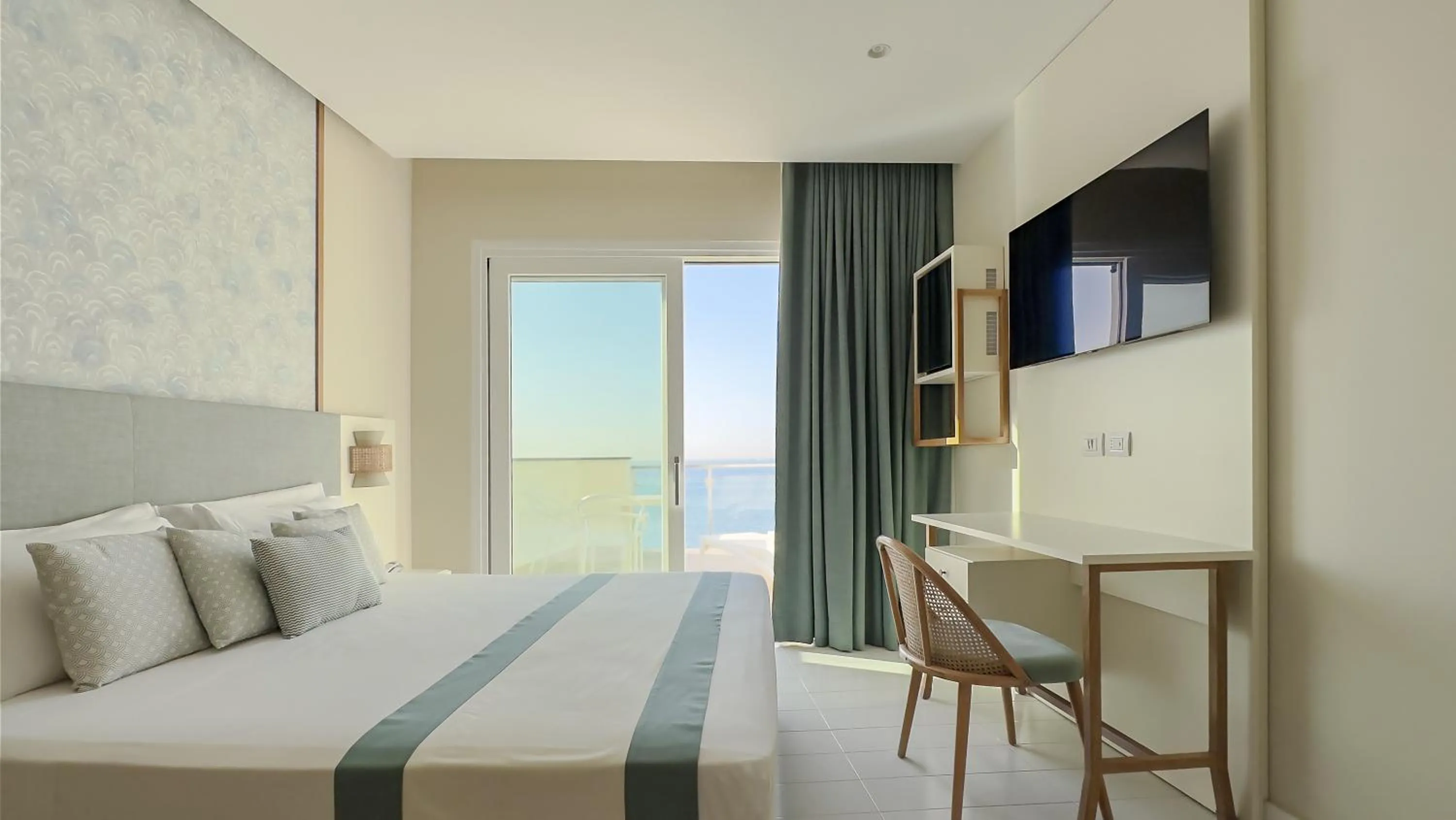 Bed in Hotel Giosue' a mare Sorrento