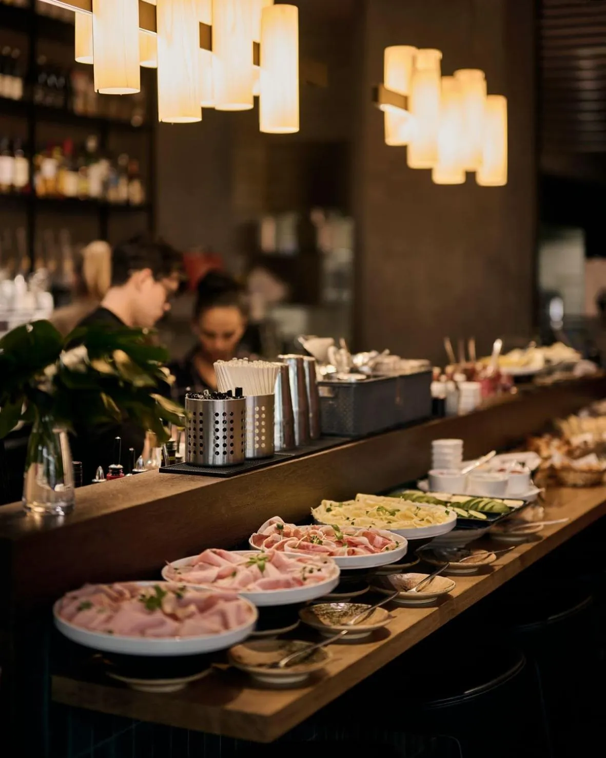 Restaurant/places to eat in Melter Hotel & Apartments - a Neighborhood Hotel