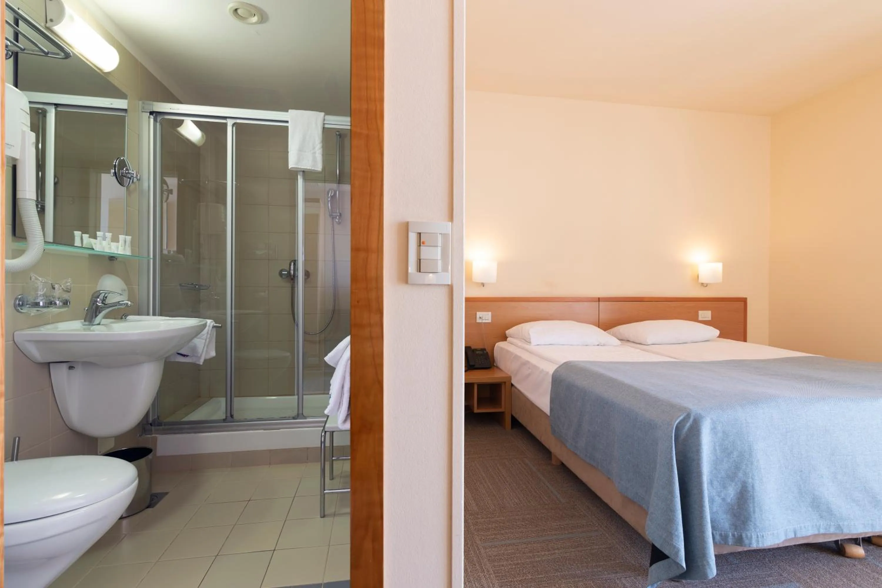 Bathroom in Hotel Jadran