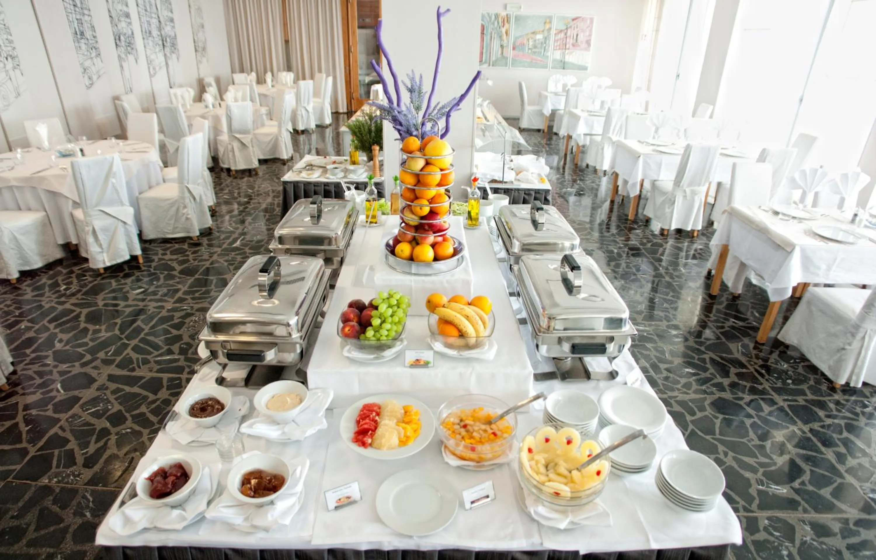 Restaurant/places to eat in Hotel Jadran