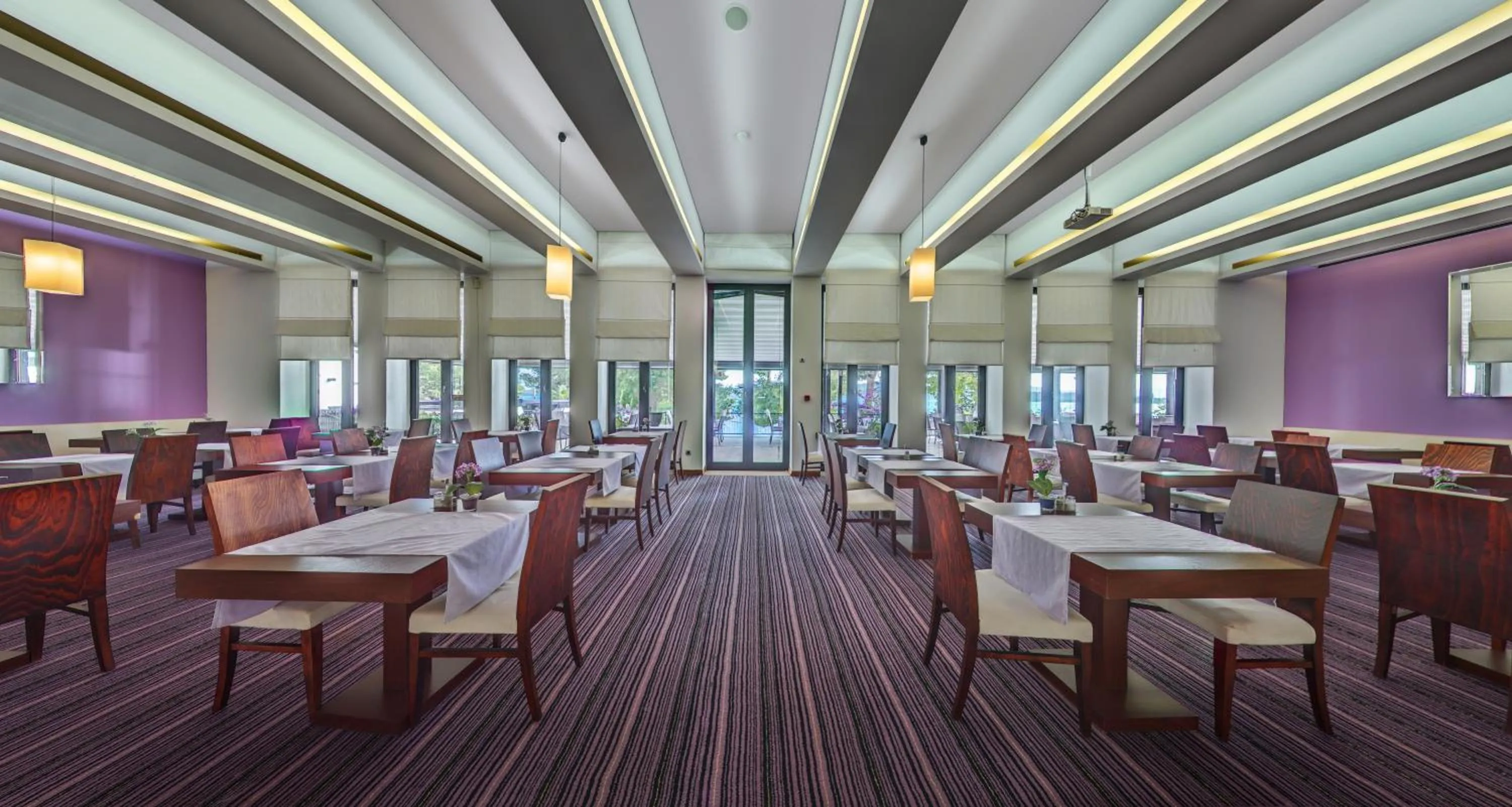 Restaurant/places to eat in Ilirija Resort Hotel Adriatic