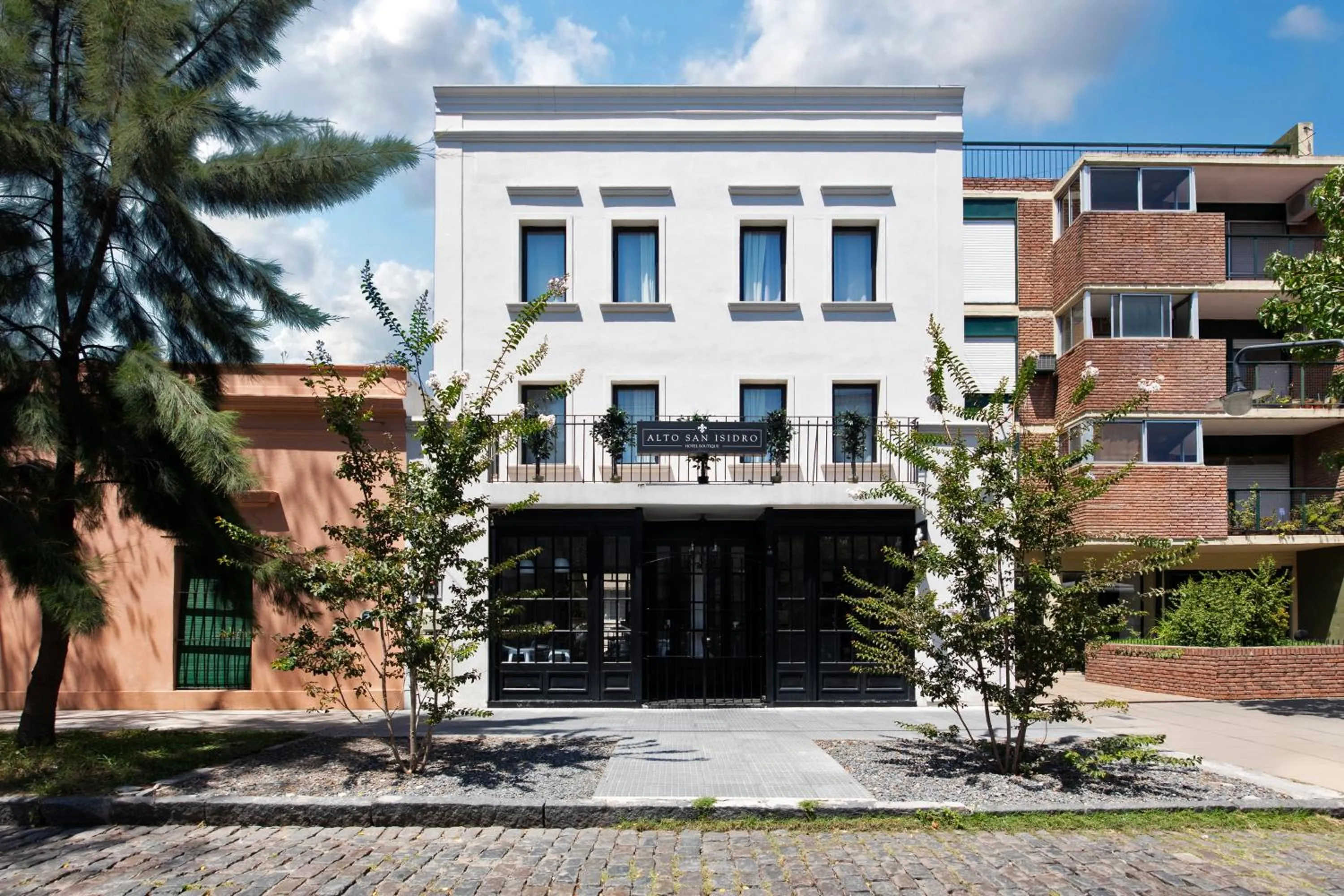 Facade/entrance in Hotel Alto San Isidro