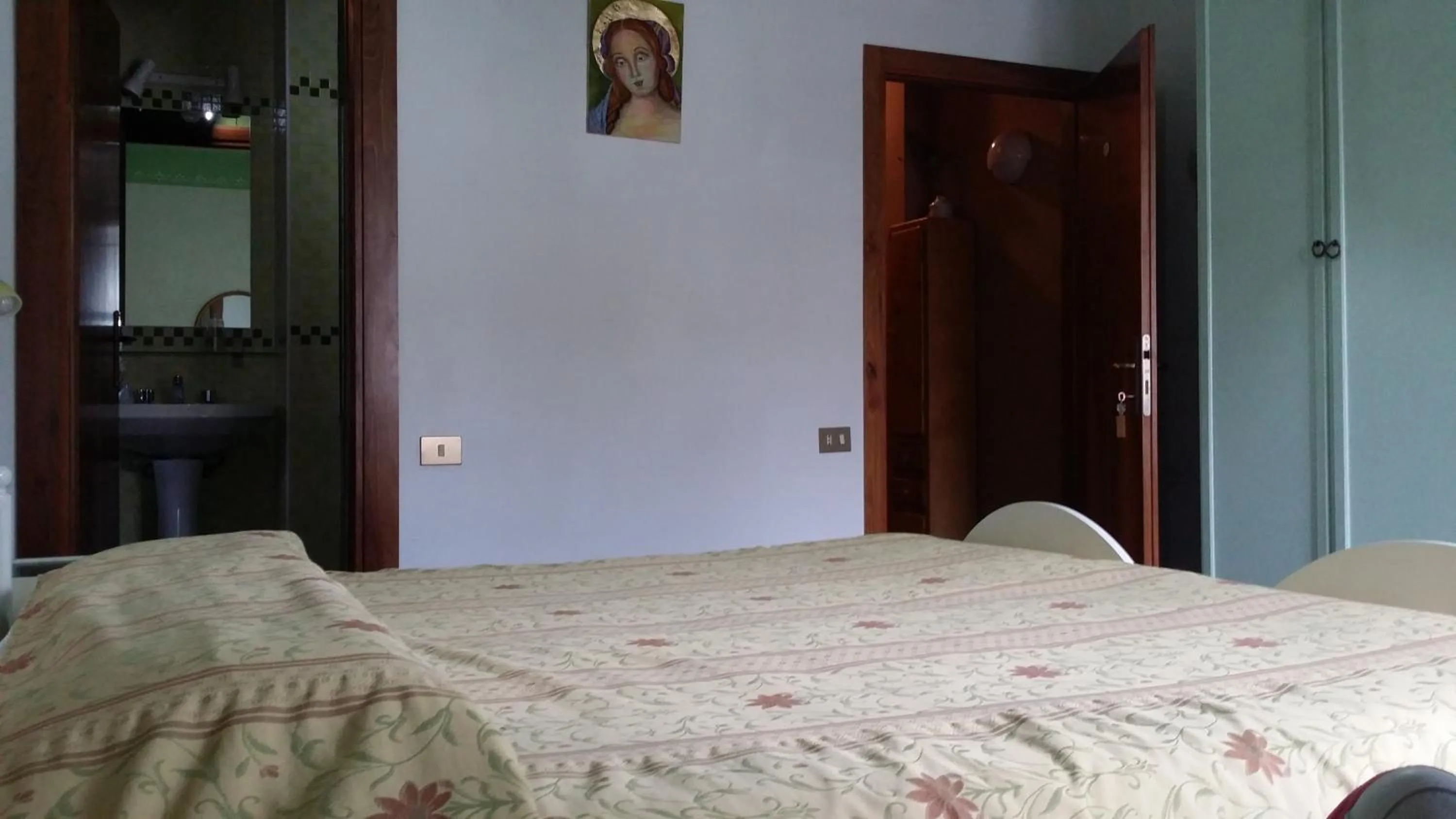 Photo of the whole room, Bed in B&B Francesco in Assisi